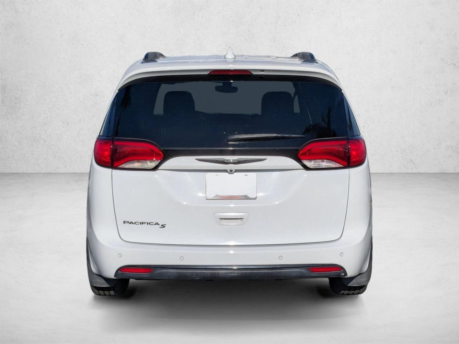 2018 Chrysler Pacifica Touring L Plus photo 6