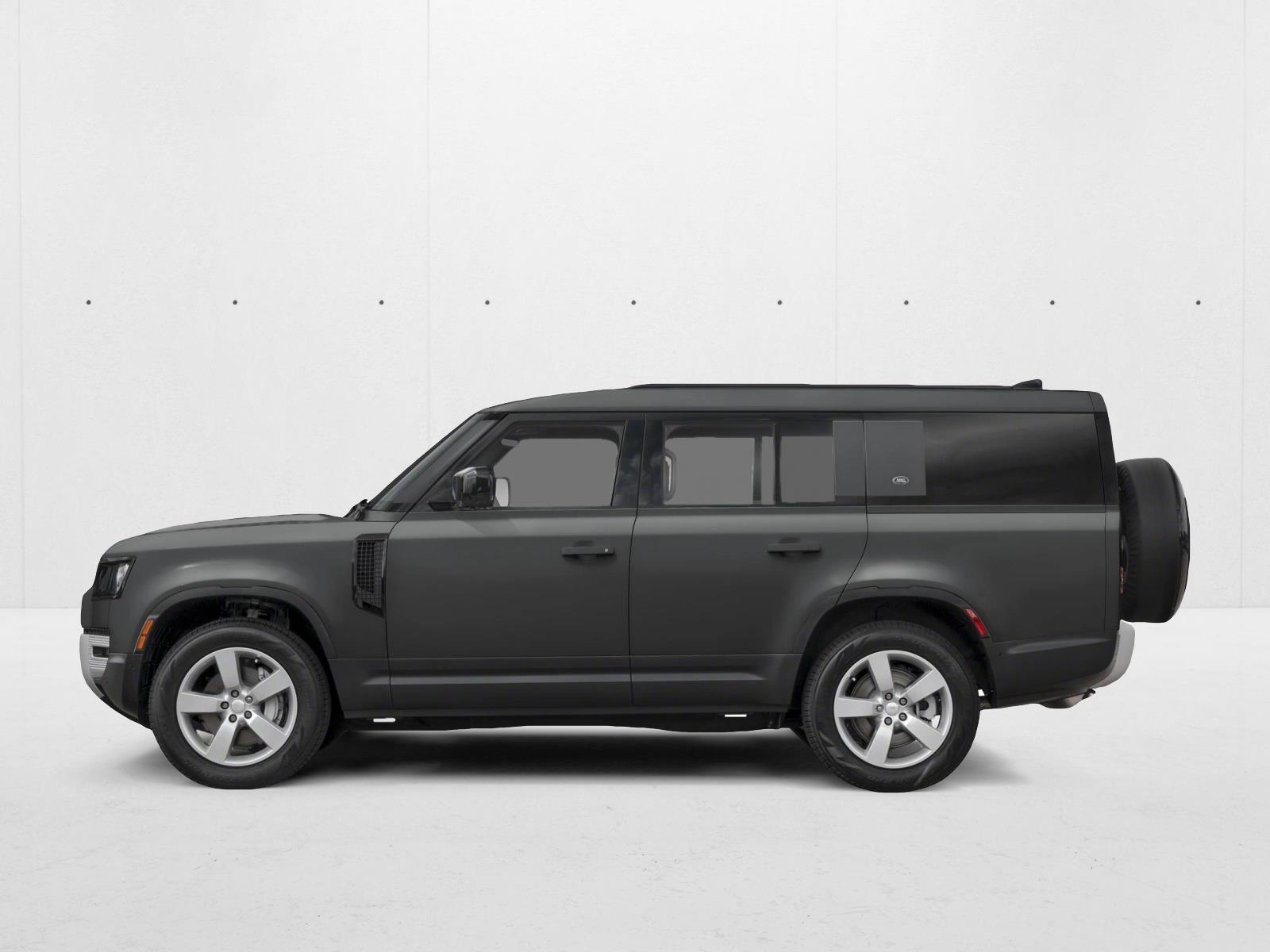 2025 Land Rover Defender V8 photo 3