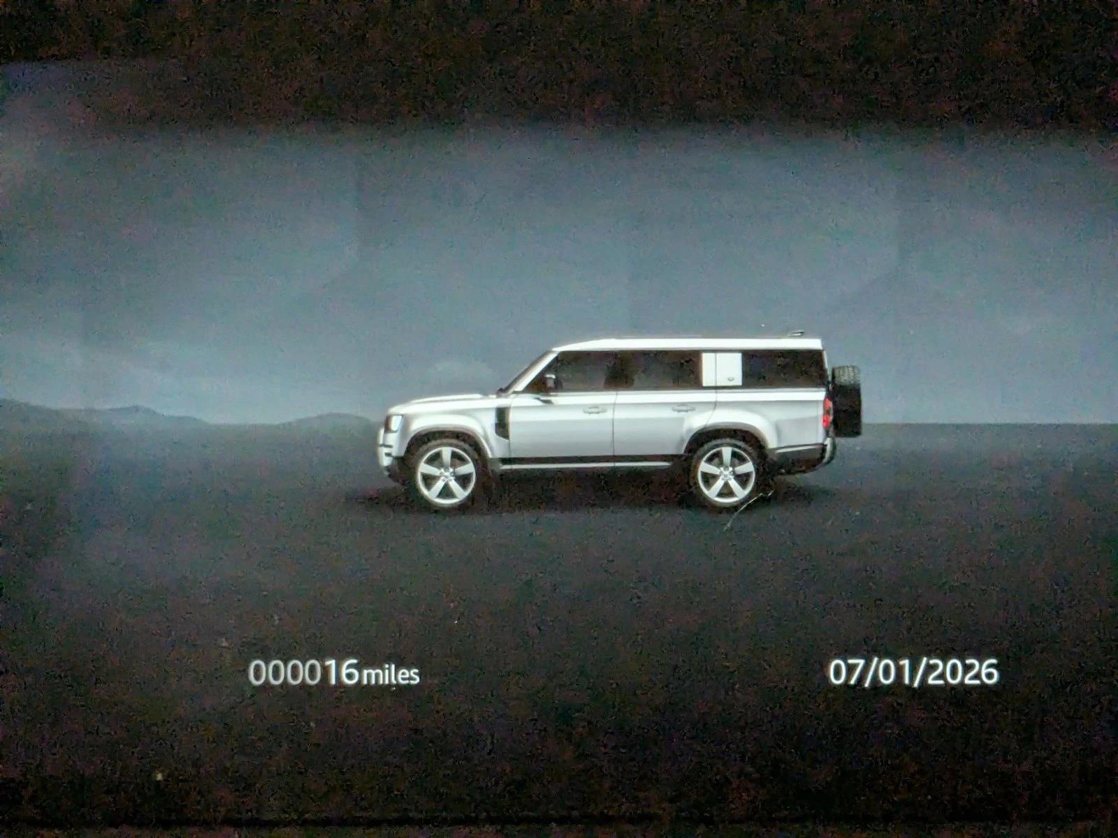 2026 Land Rover Defender V8 - Photo 11