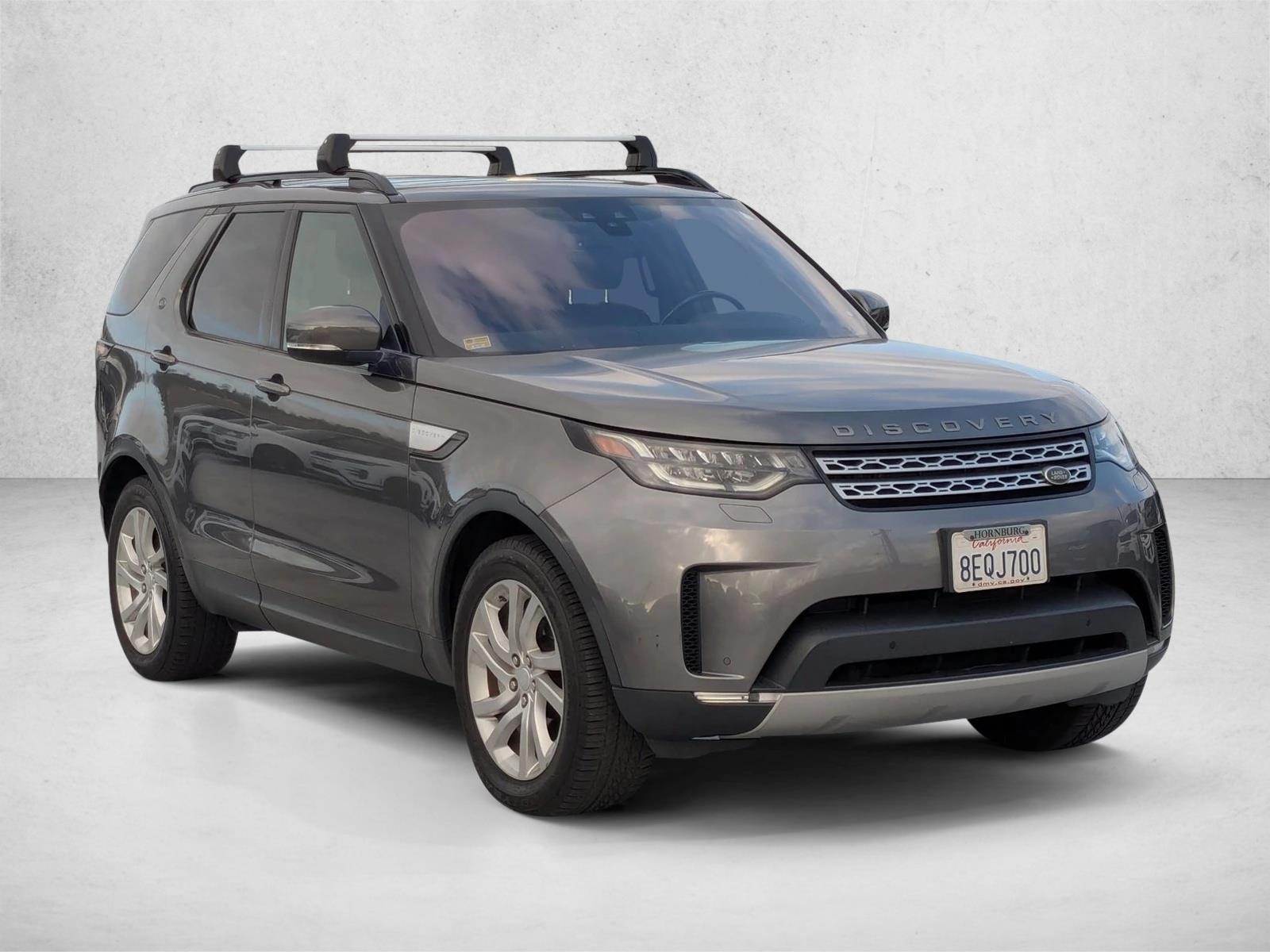 2018 Land Rover Discovery HSE photo 3