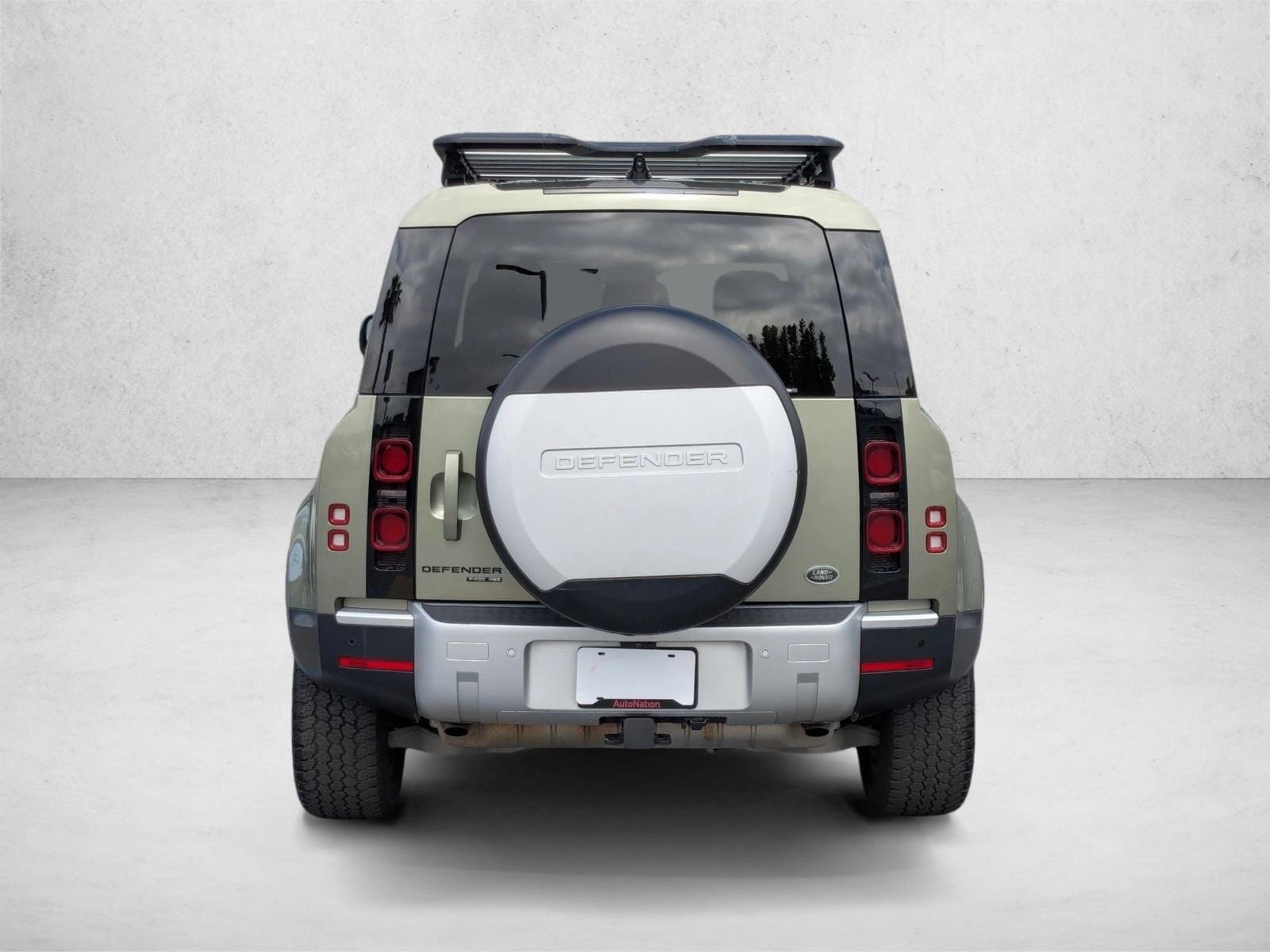 2020 Land Rover Defender 110 HSE AWD photo 6