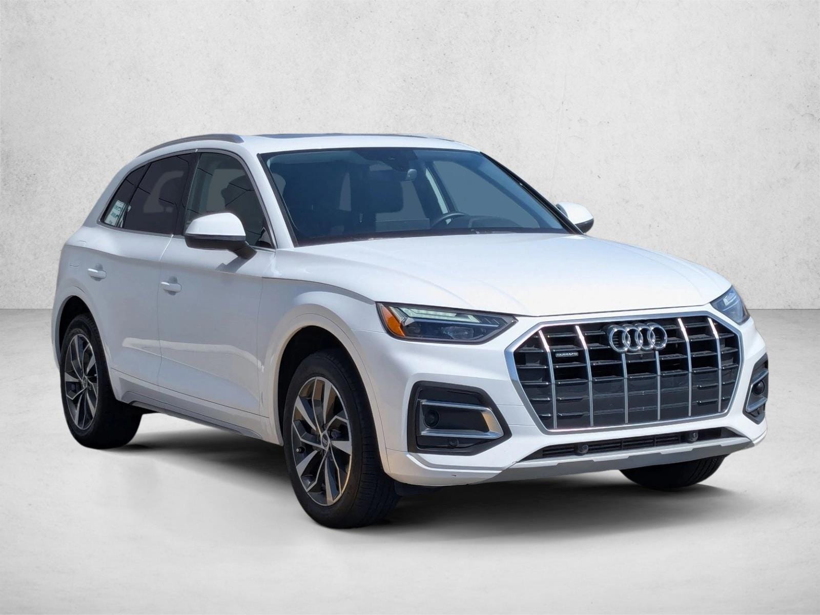 2021 Audi Q5 Premium Plus photo 2