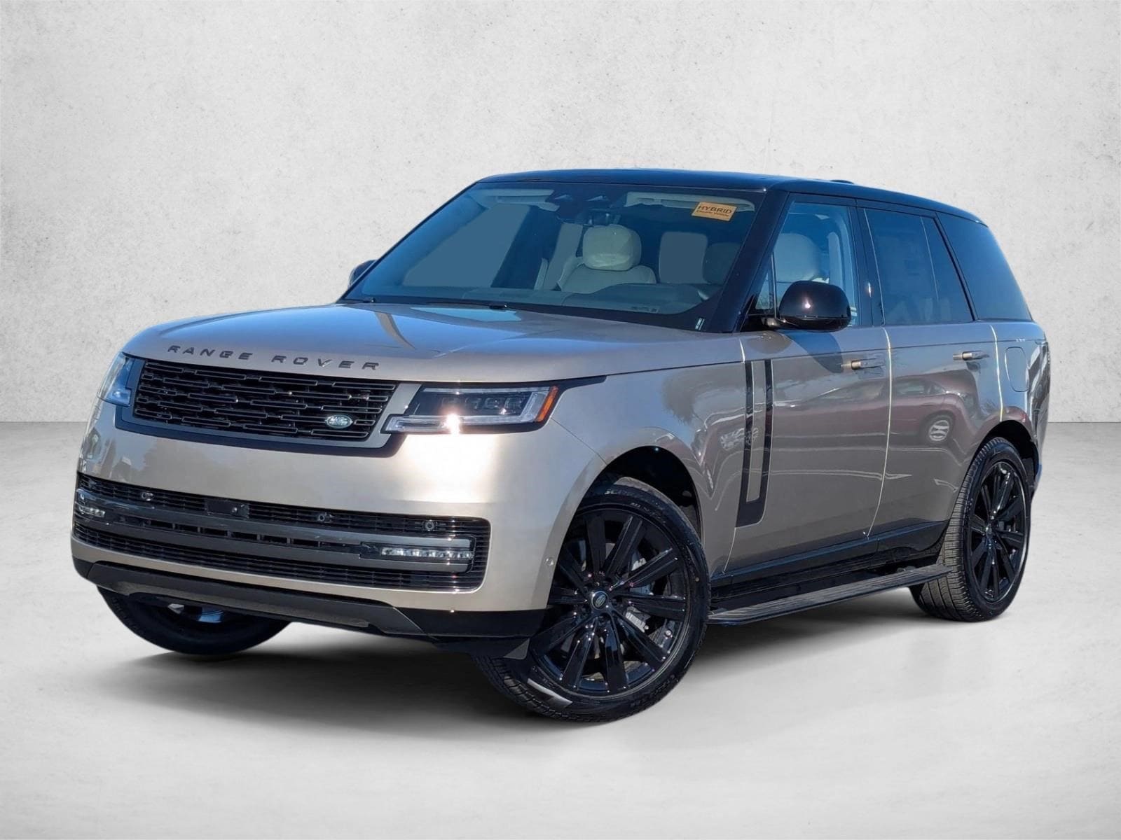 2025 Land Rover Range Rover SE's photo