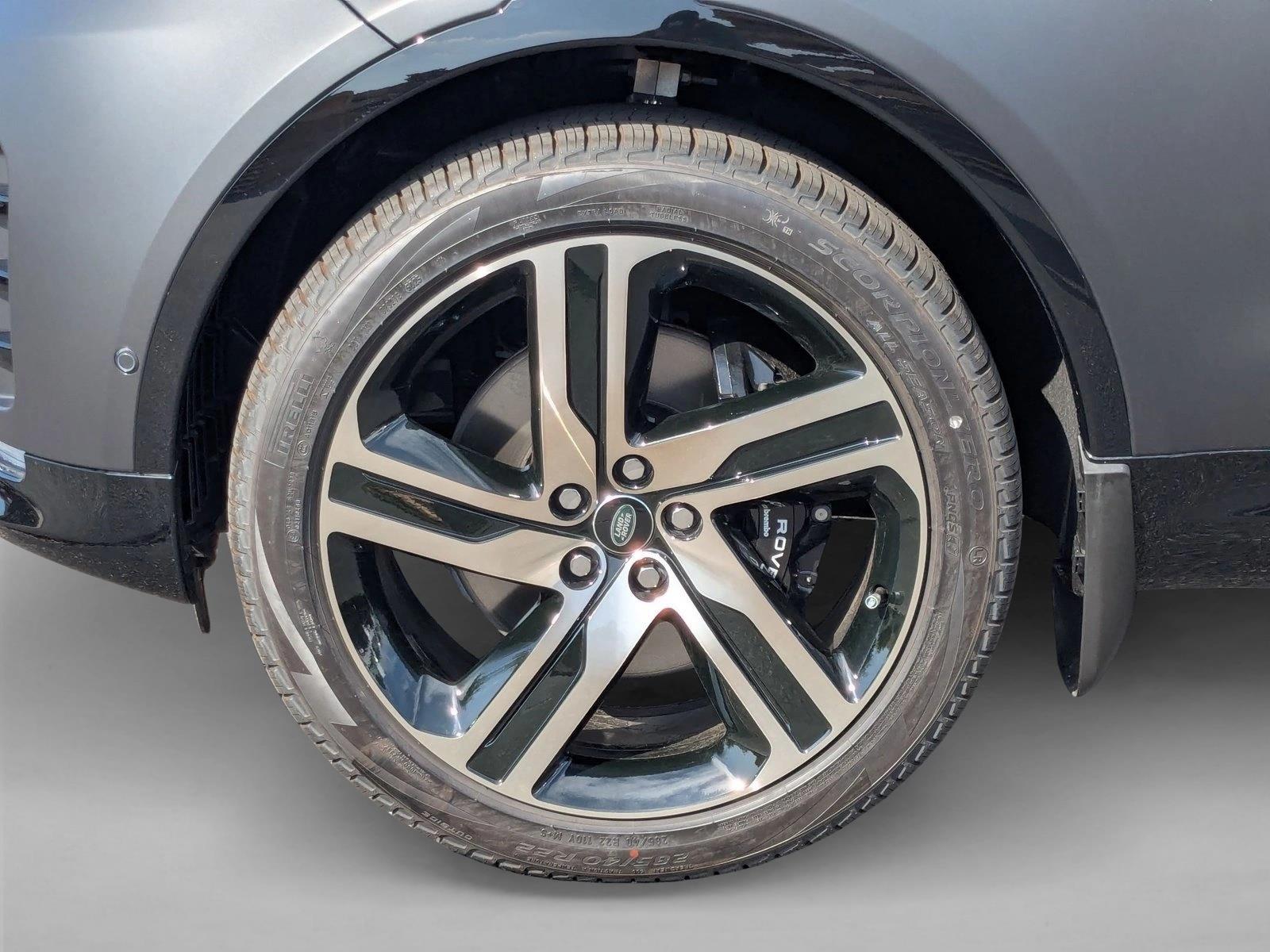 2026 Land Rover Discovery Tempest Edition - Photo 9