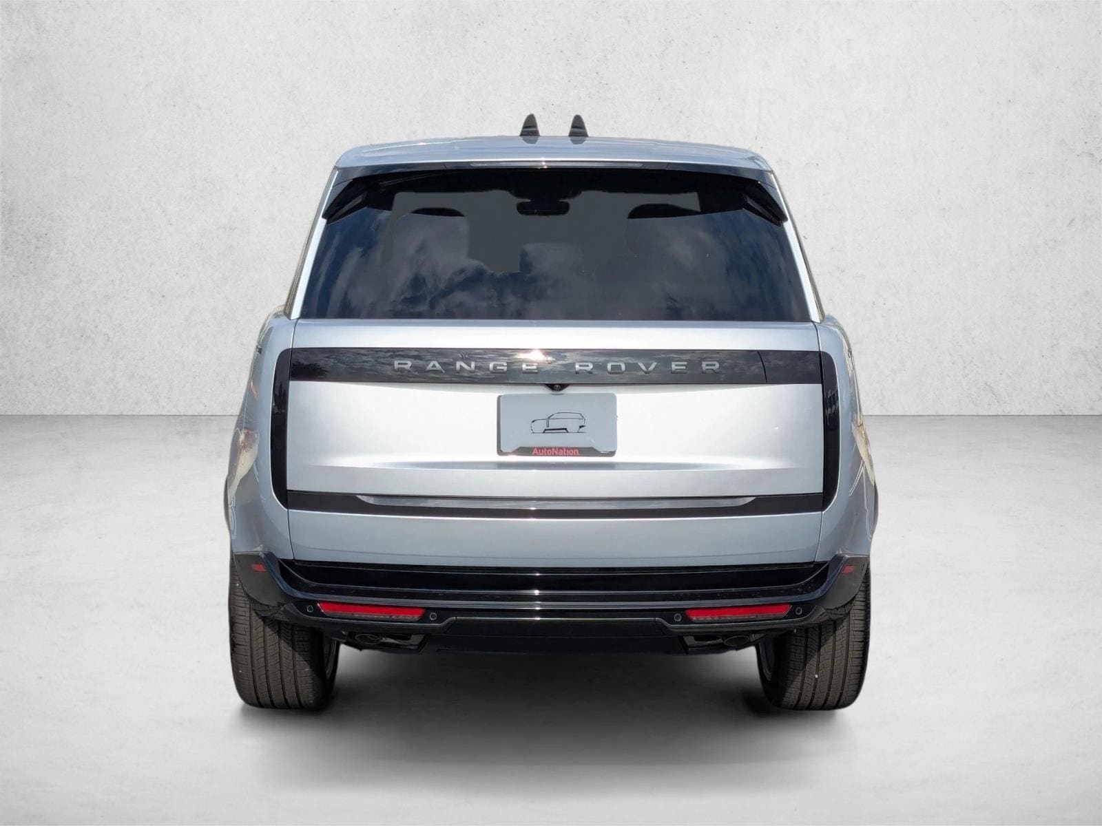 2025 Land Rover Range Rover SE - Photo 8
