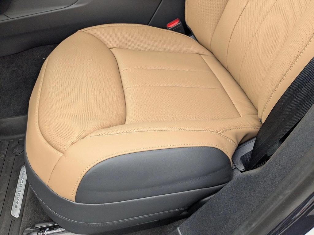 New 2026 Land Rover Range Rover Sport Dynamic SE Sport Utility