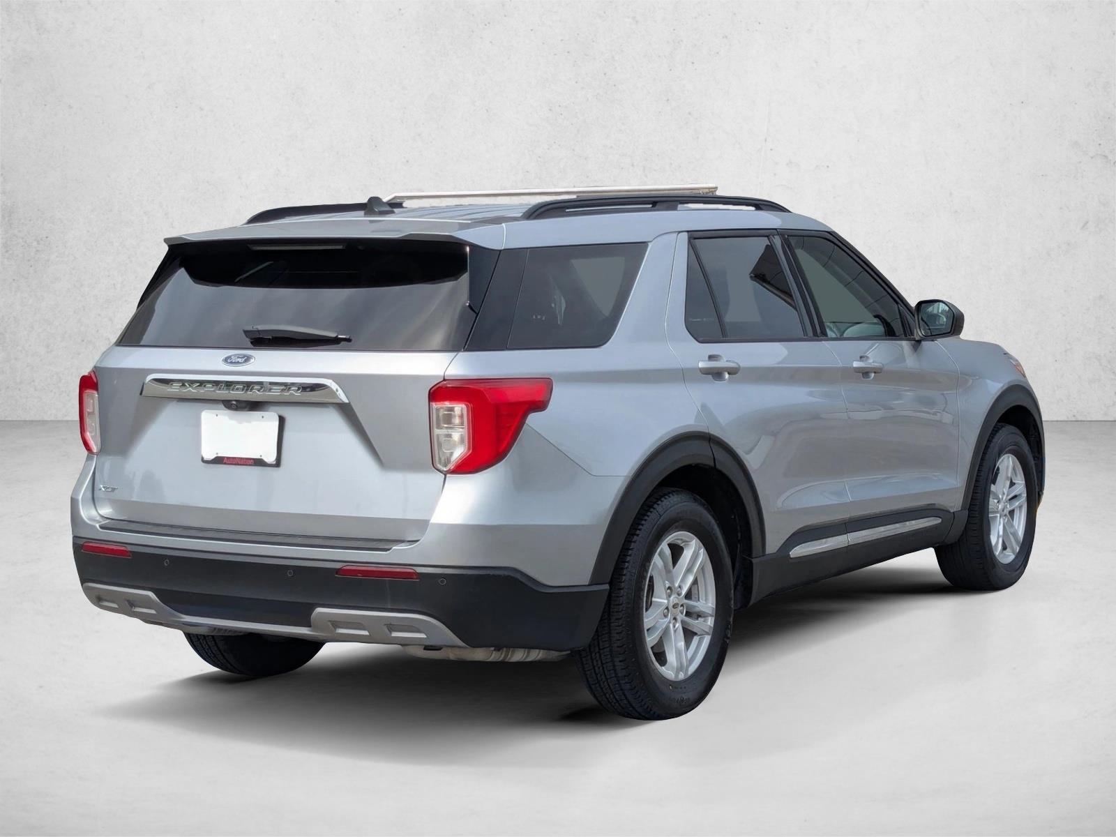 2022 Ford Explorer XLT photo 4
