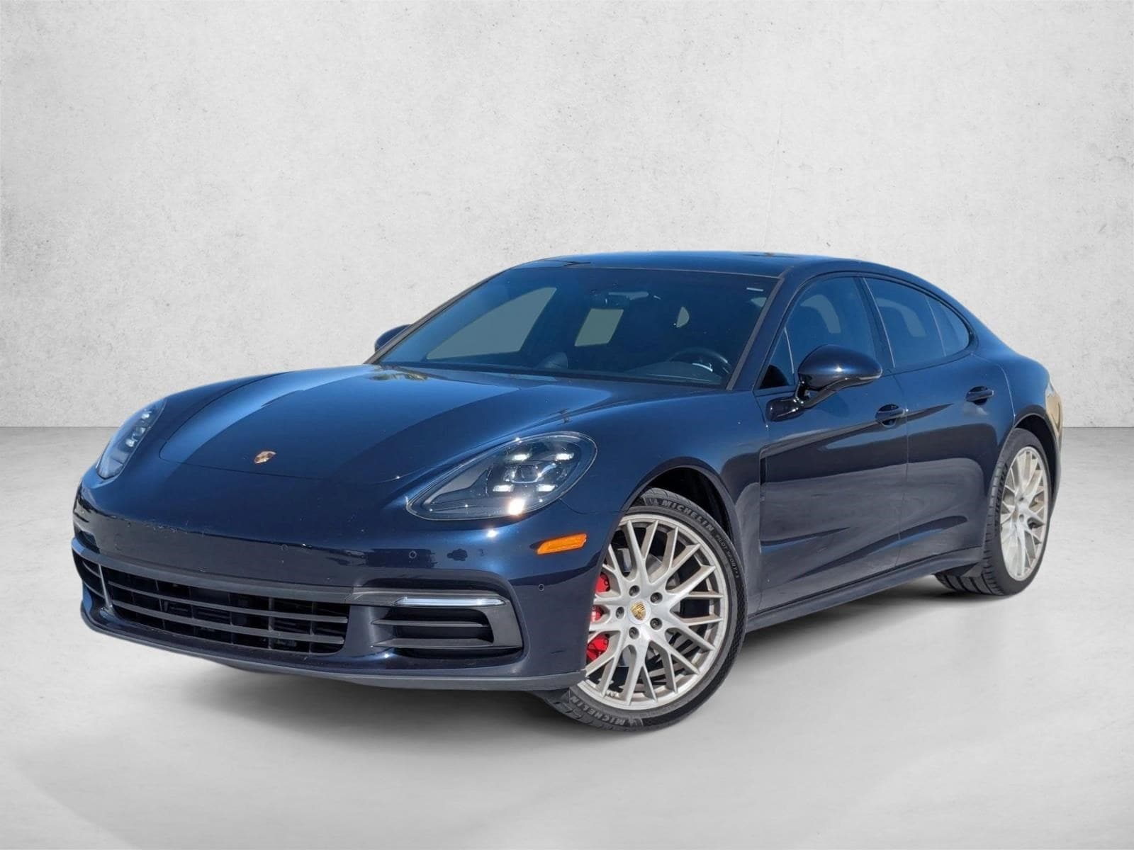 2017 Porsche Panamera 4
