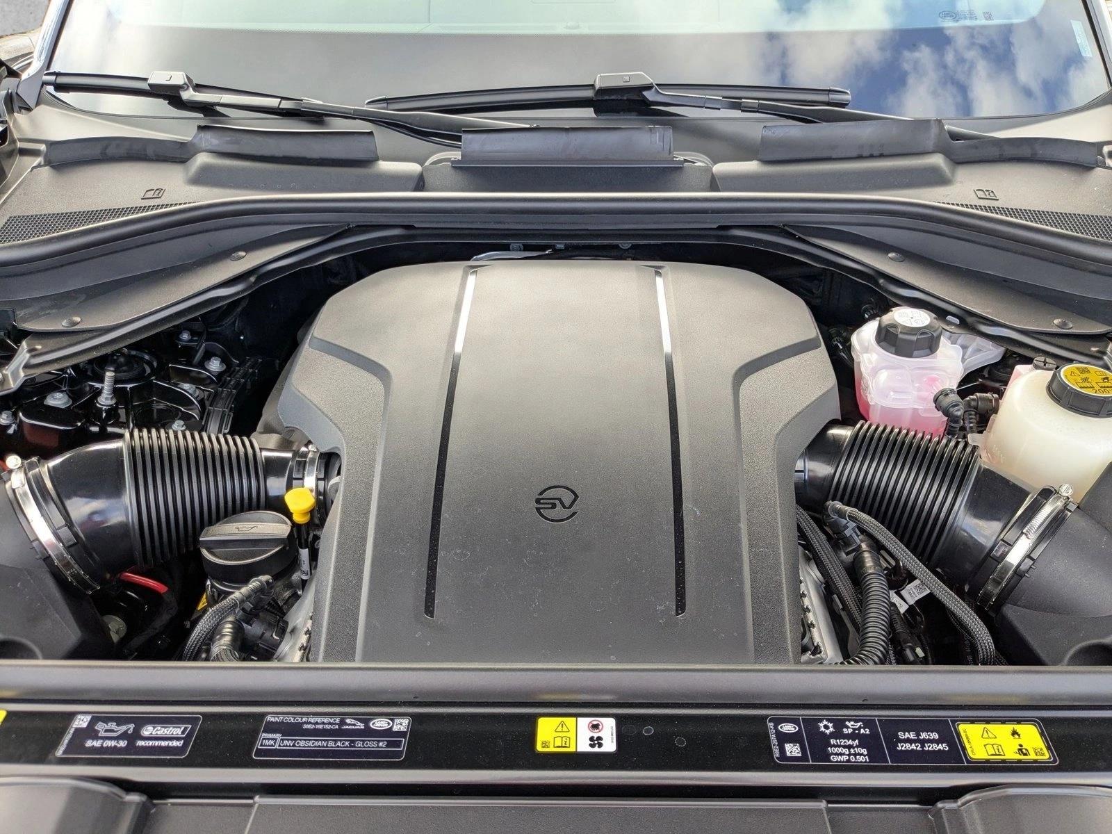 2026 Land Rover Range Rover SV - Photo 18