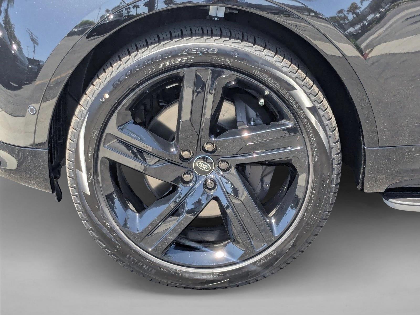 2026 Land Rover Discovery Gemini Edition - Photo 10