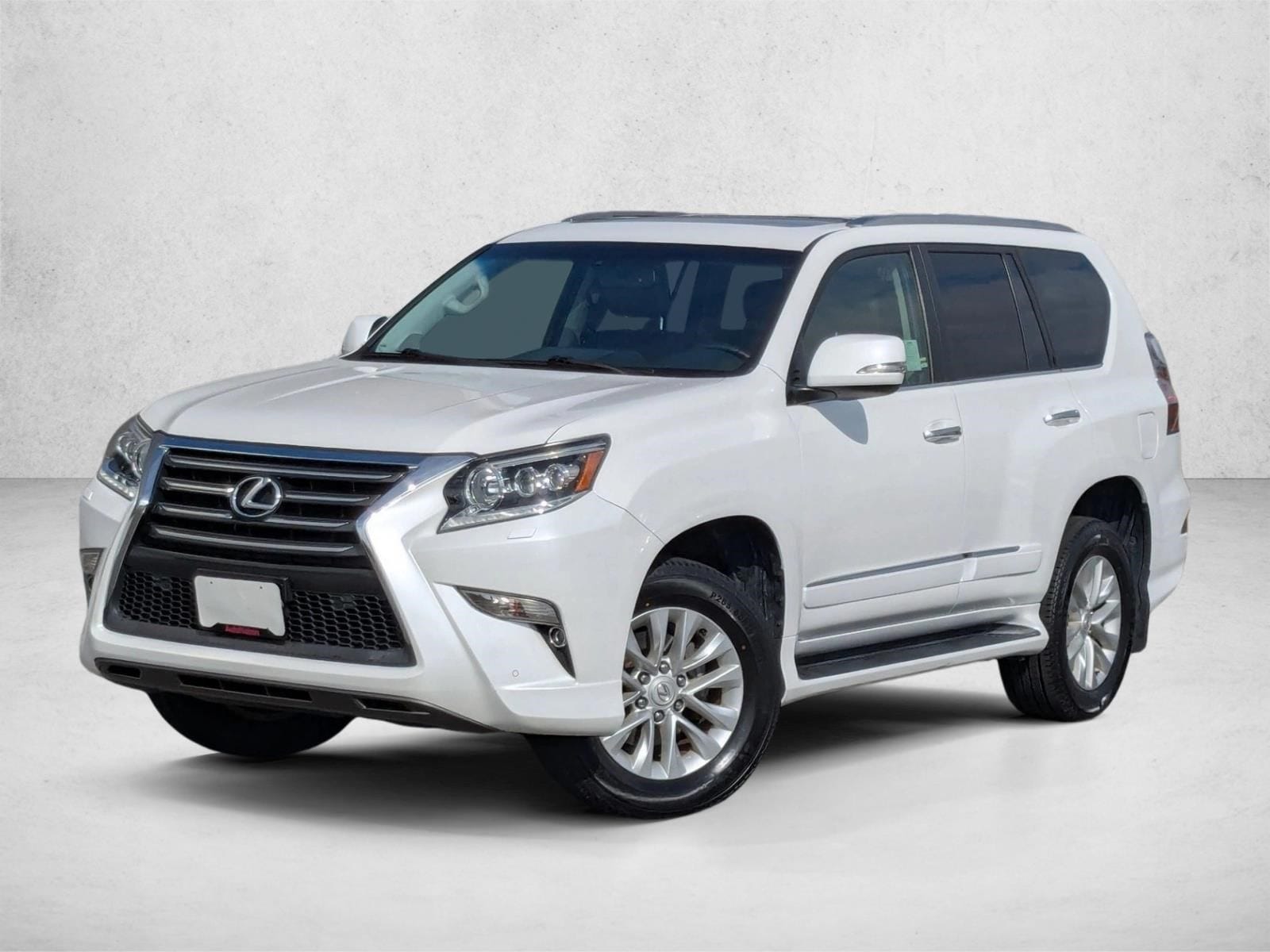 2015 Lexus GX Base's photo