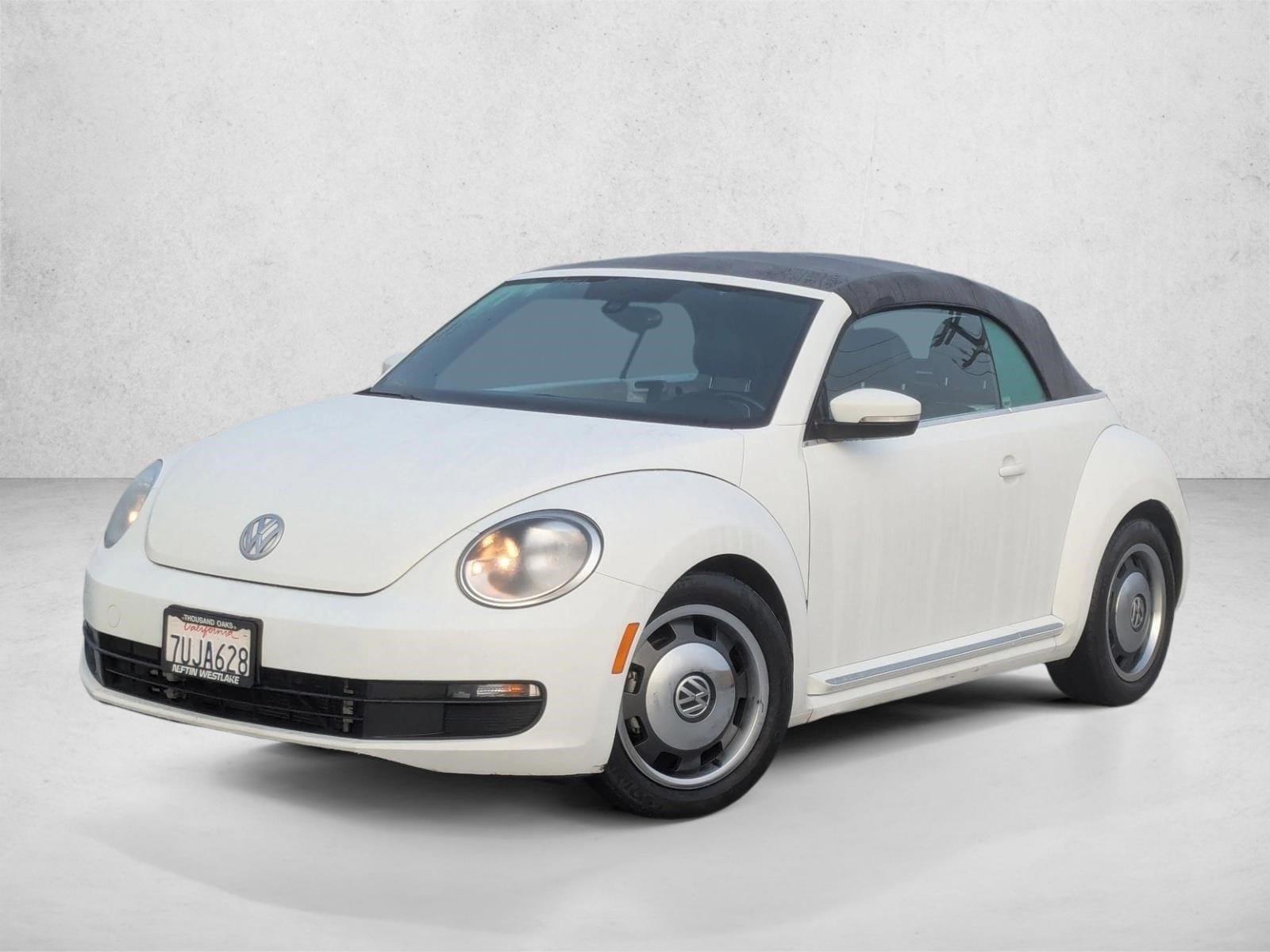 2016 Volkswagen Beetle Denim's photo