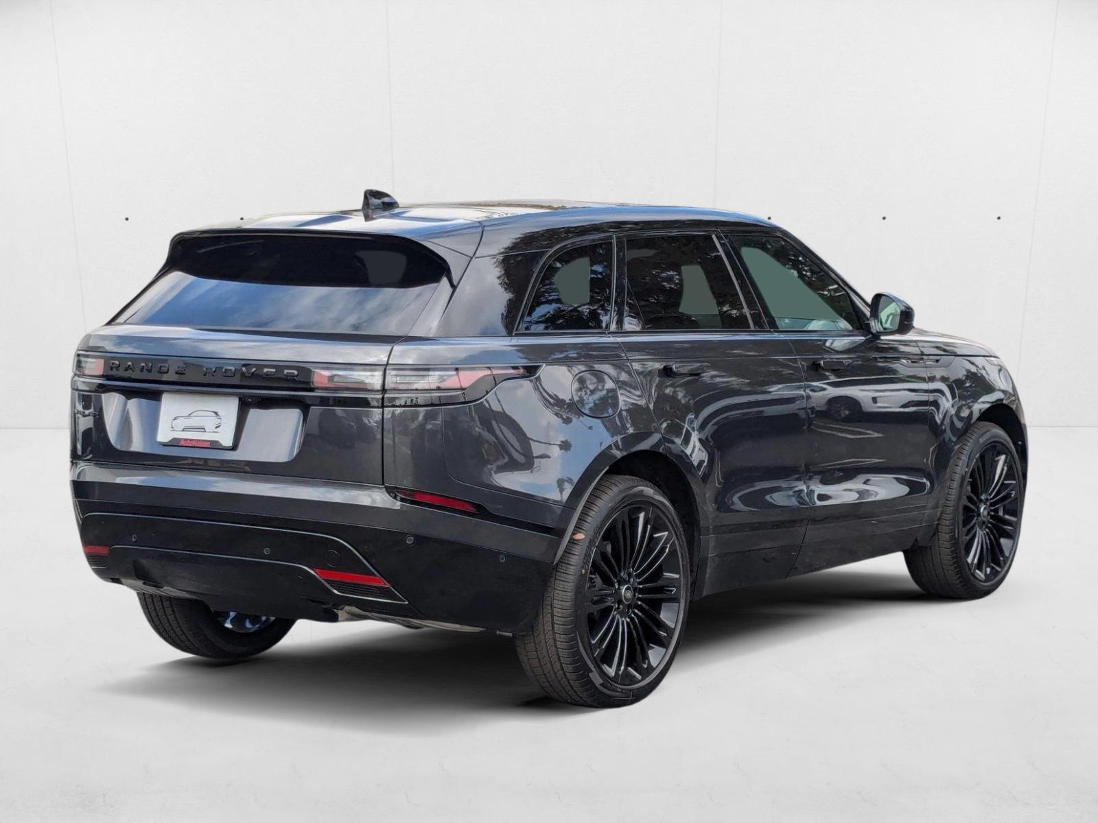 2026 Land Rover Range Rover Velar SE photo 2