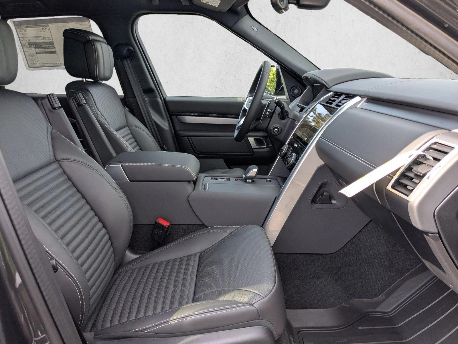 2026 Land Rover Discovery Tempest Edition - Photo 16