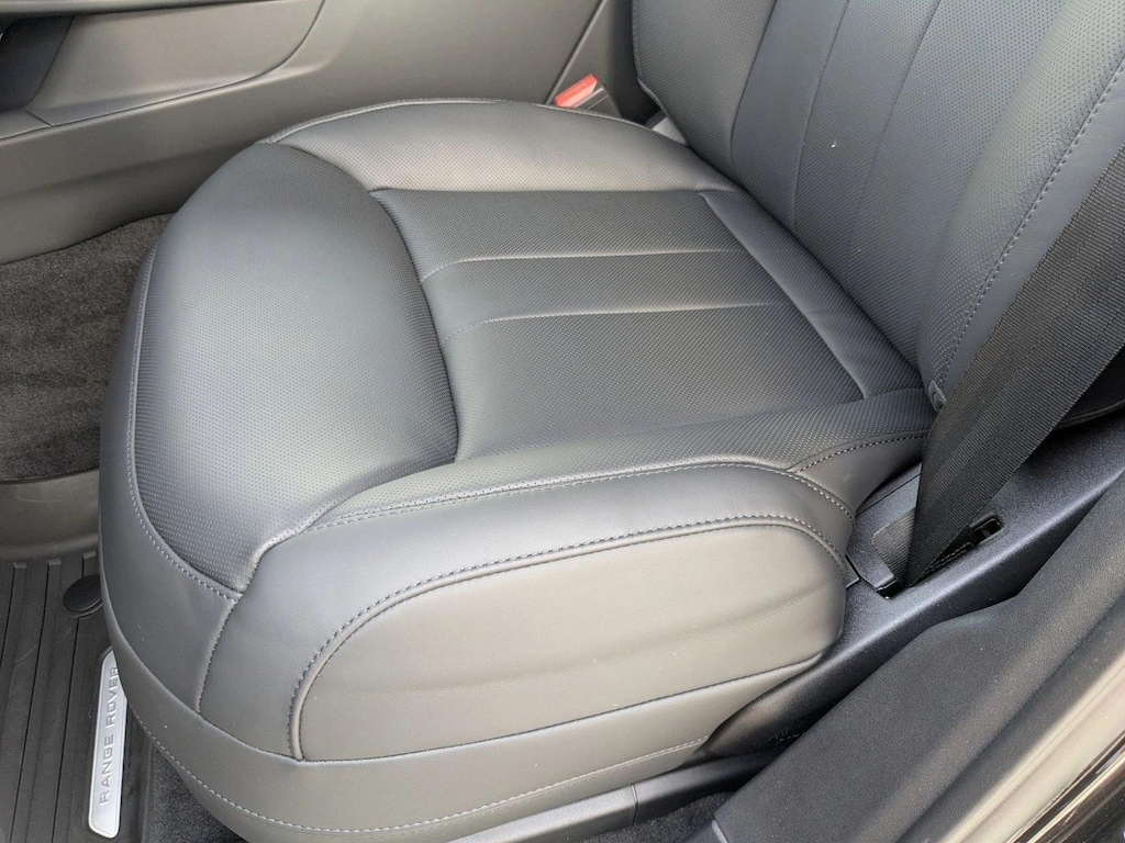 New 2026 Land Rover Range Rover Sport Dynamic SE Sport Utility