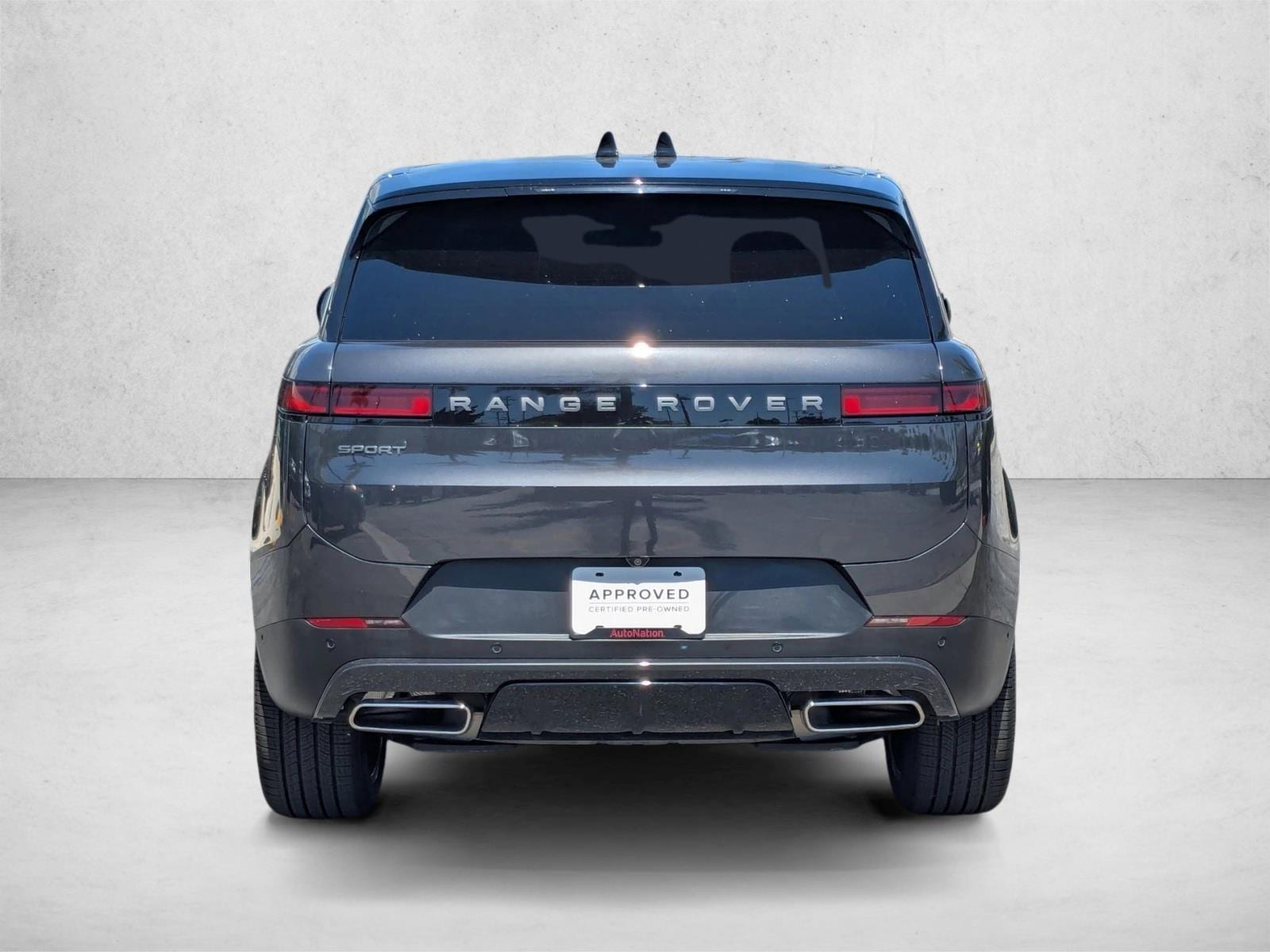 2025 Land Rover Range Rover Sport SE photo 6