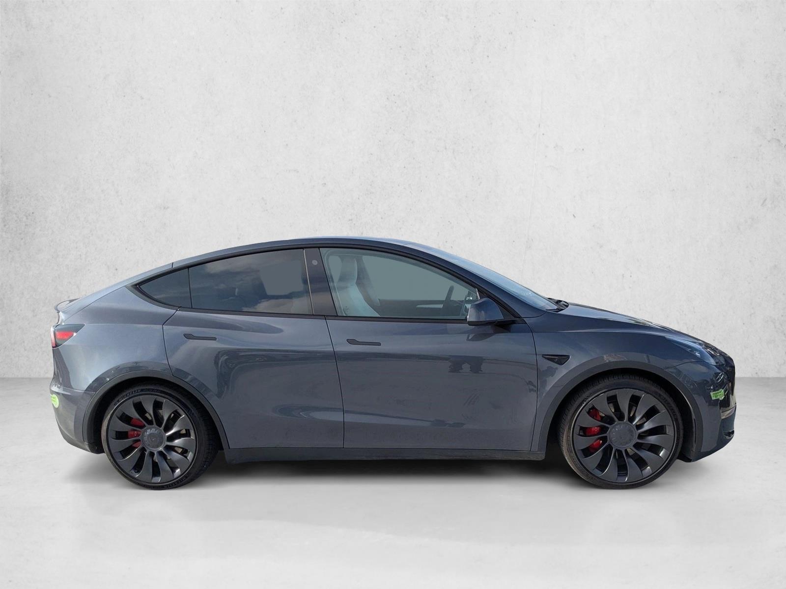 2023 Tesla Model Y Performance photo 4