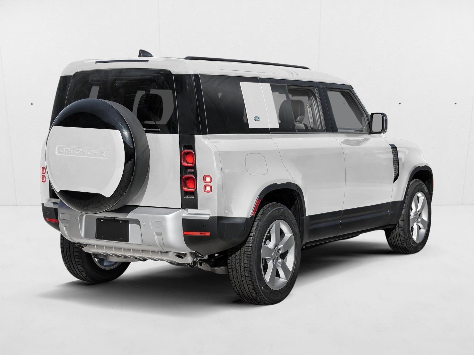 2025 Land Rover Defender 110 S photo 2