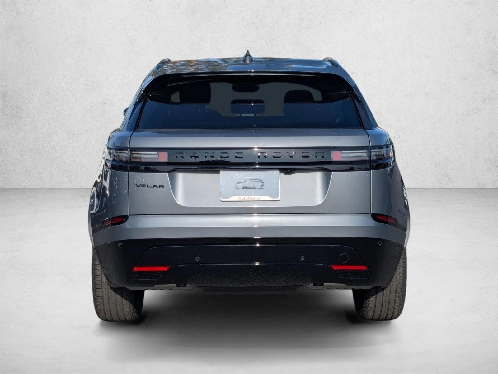 2026 Land Rover Range Rover Velar Dynamic SE - Photo 8