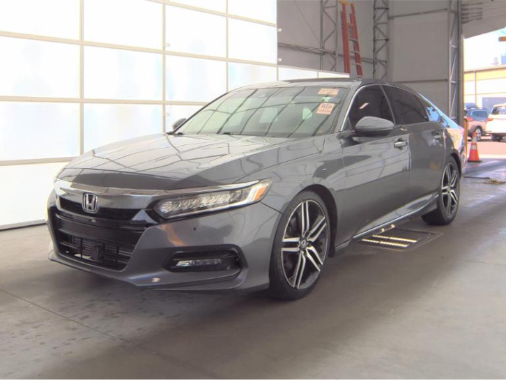 2018 Honda Accord 2.0T Touring Auto's photo