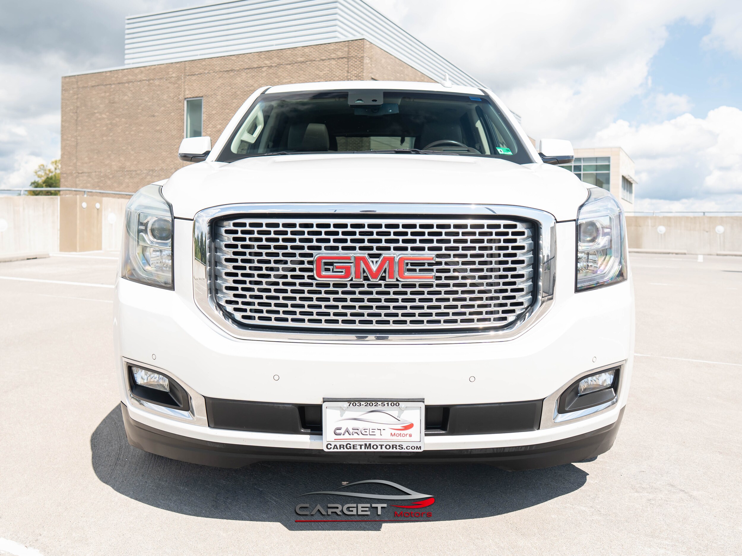 2016 Gmc Yukon Denali photo 2