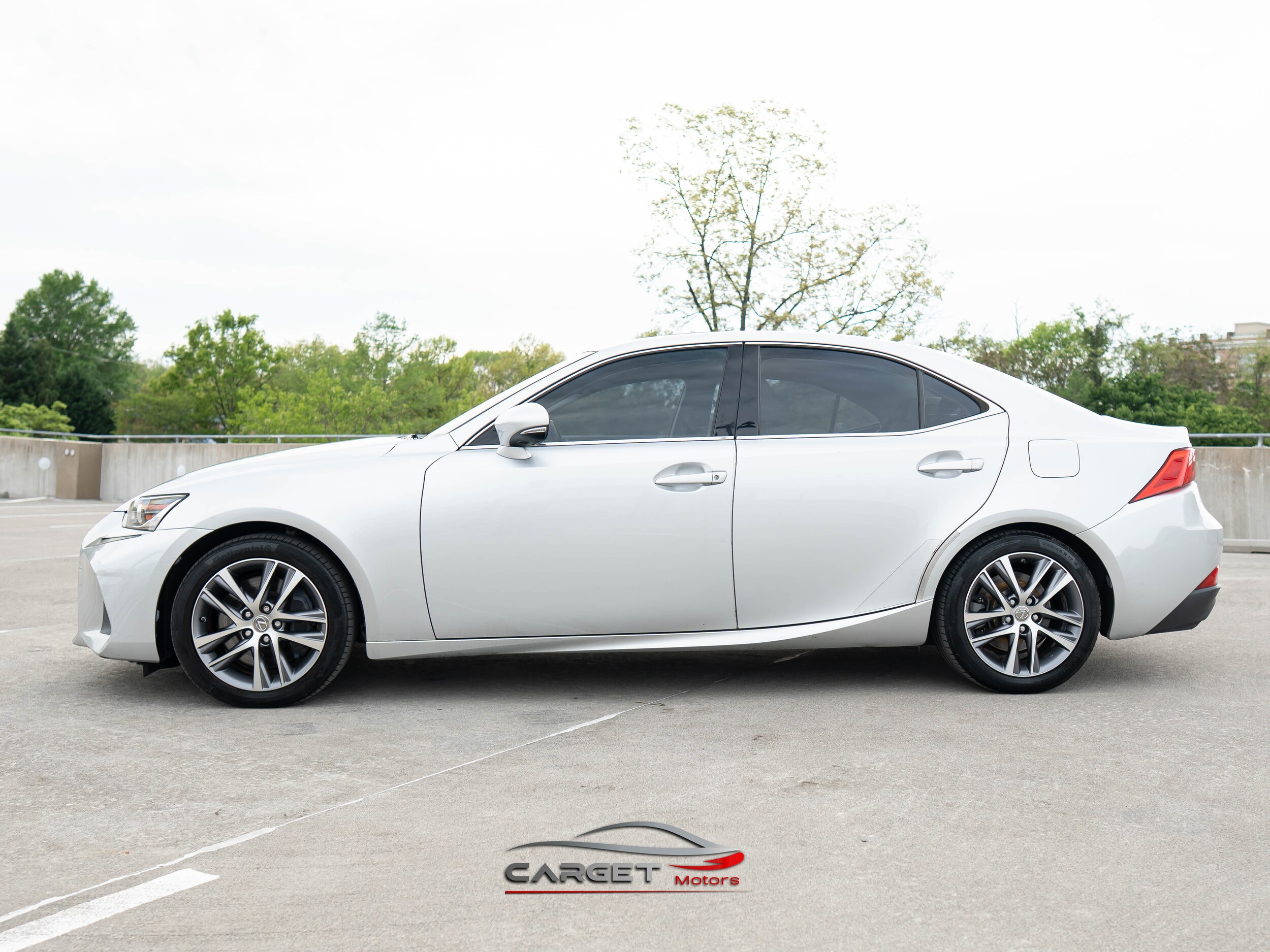 2018 Lexus IS 300 photo 4