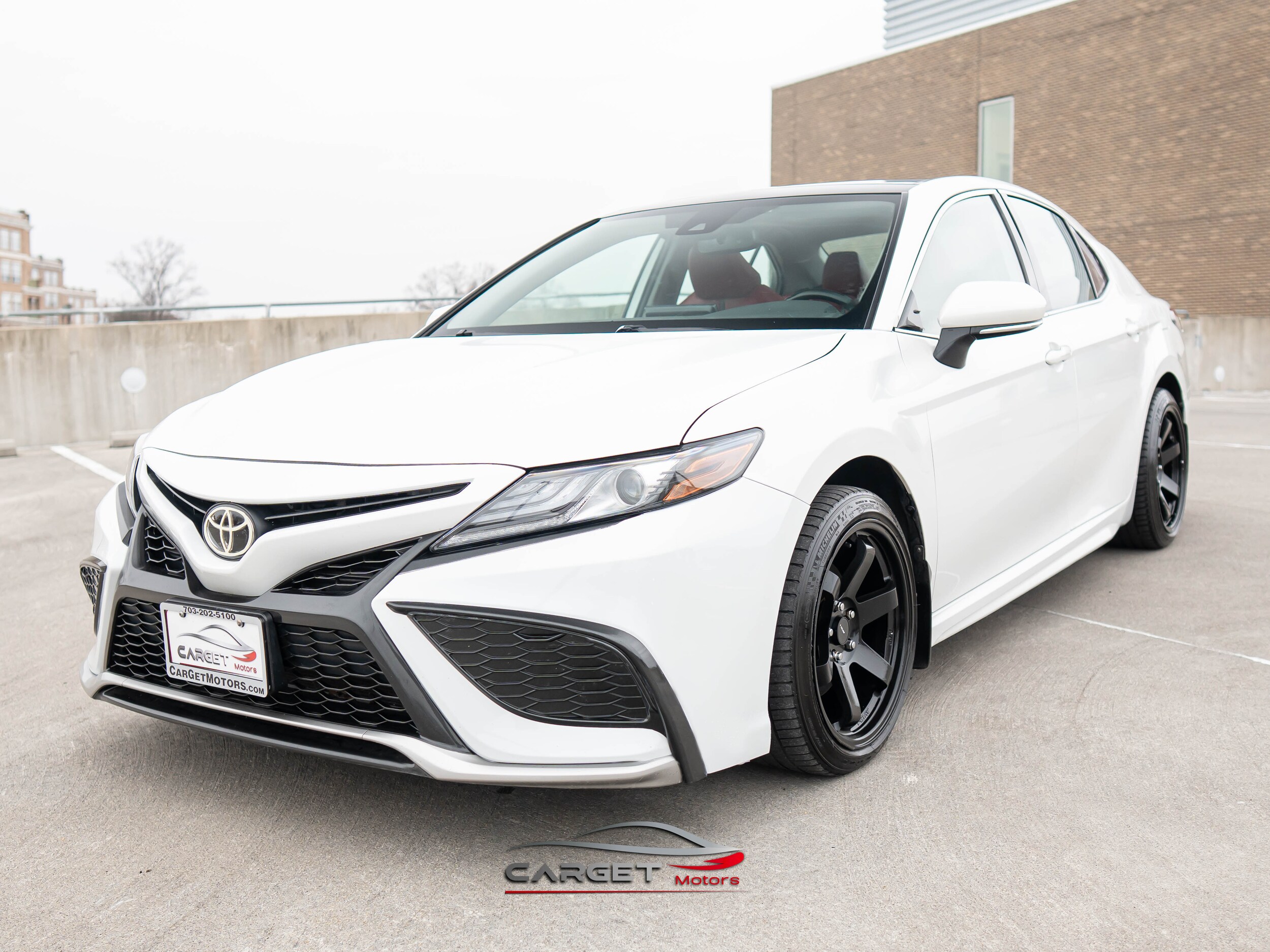 2023 Toyota Camry XSE photo 2