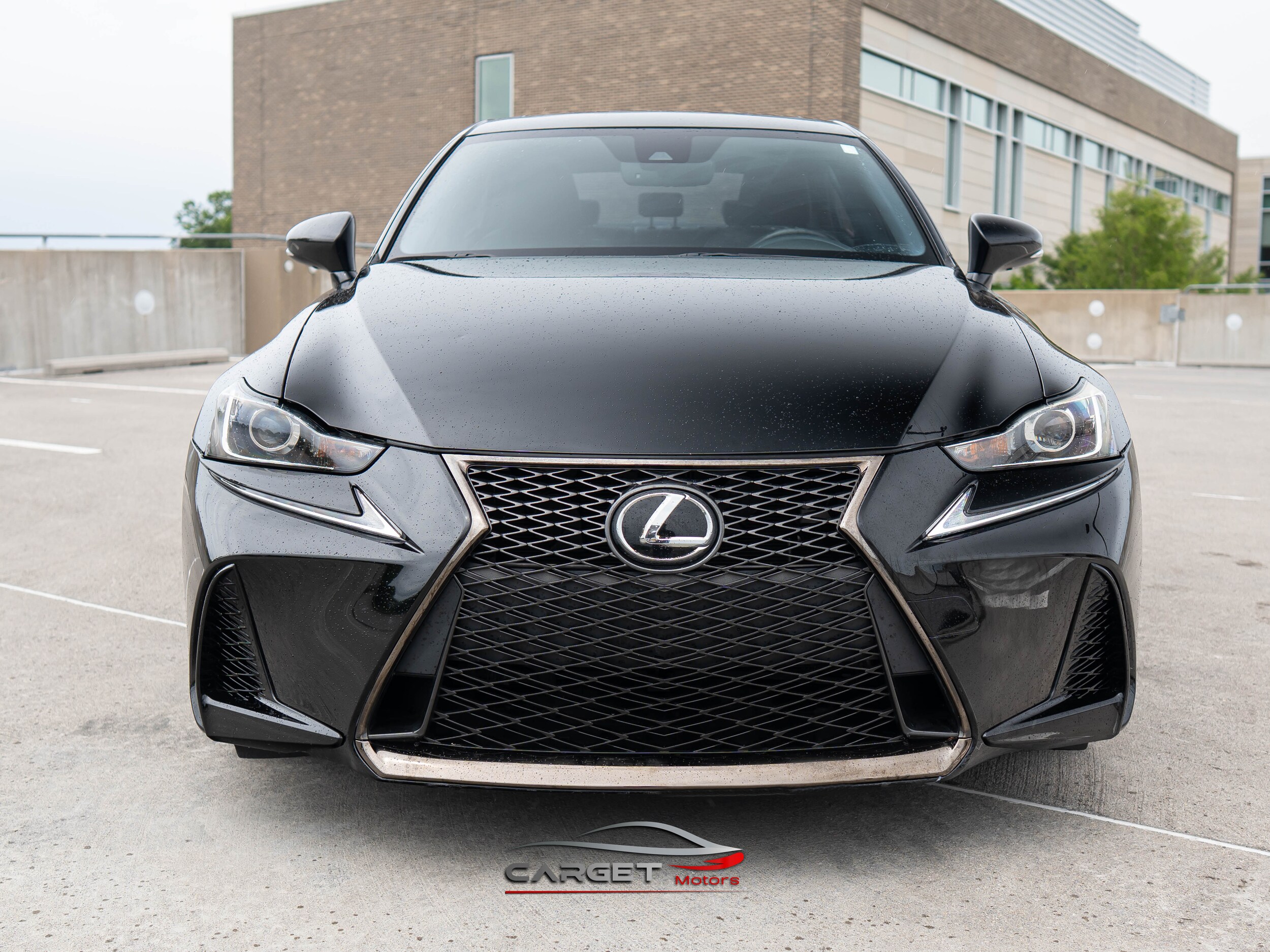 2018 Lexus IS 300 photo 2