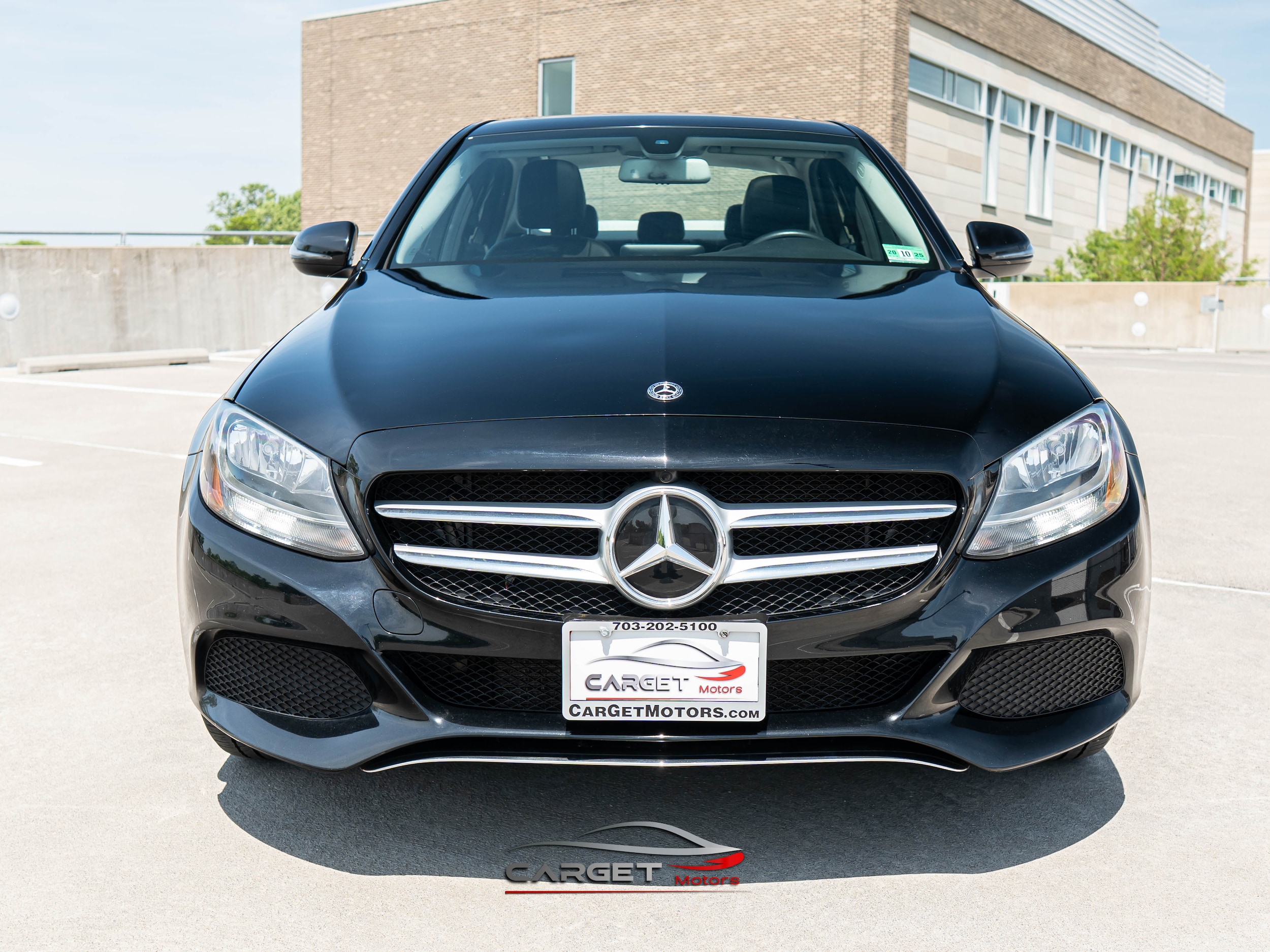 2018 Mercedes Benz C 300 4MATIC photo 2