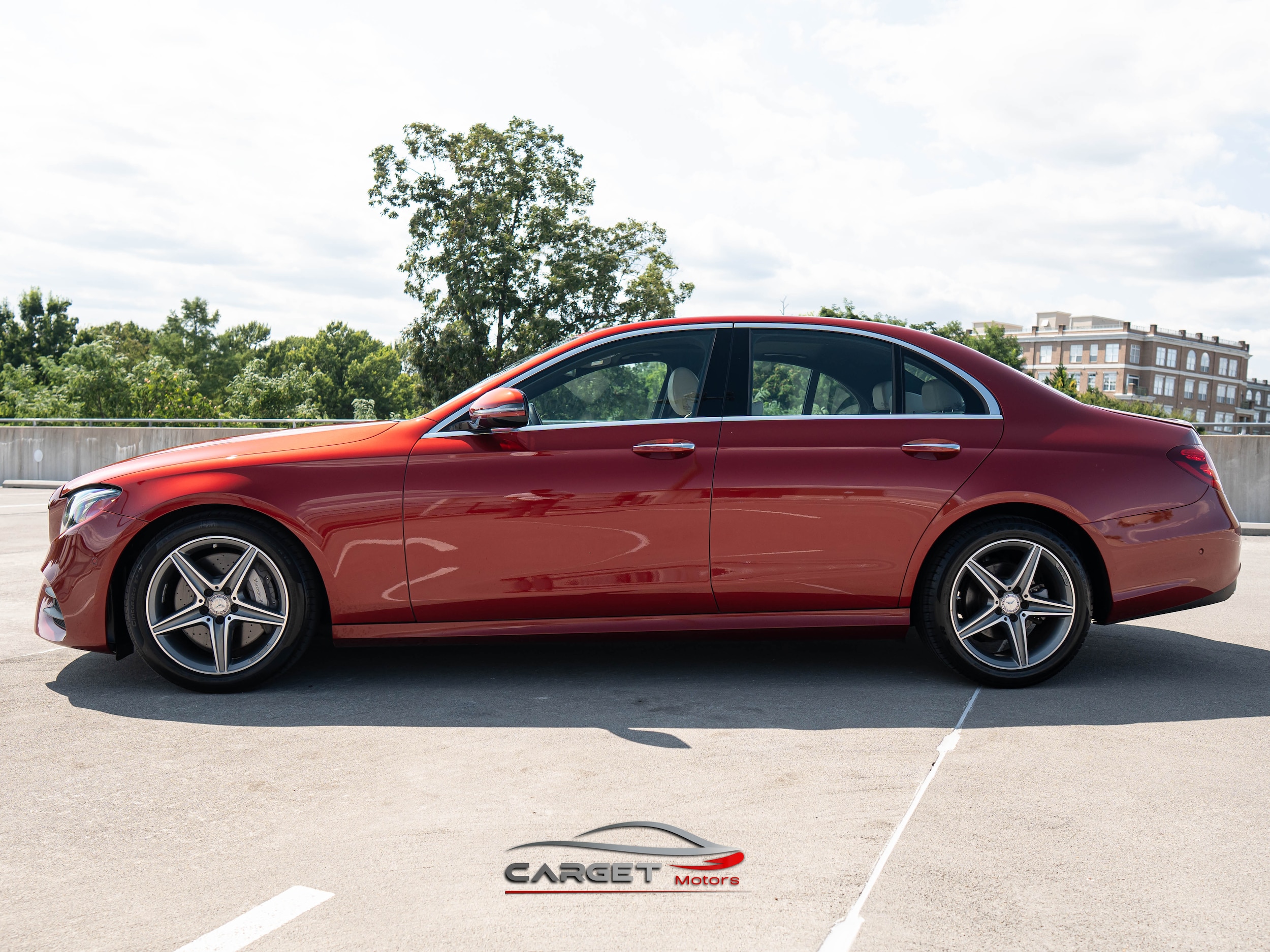 2017 Mercedes Benz E 300 4MATIC photo 3