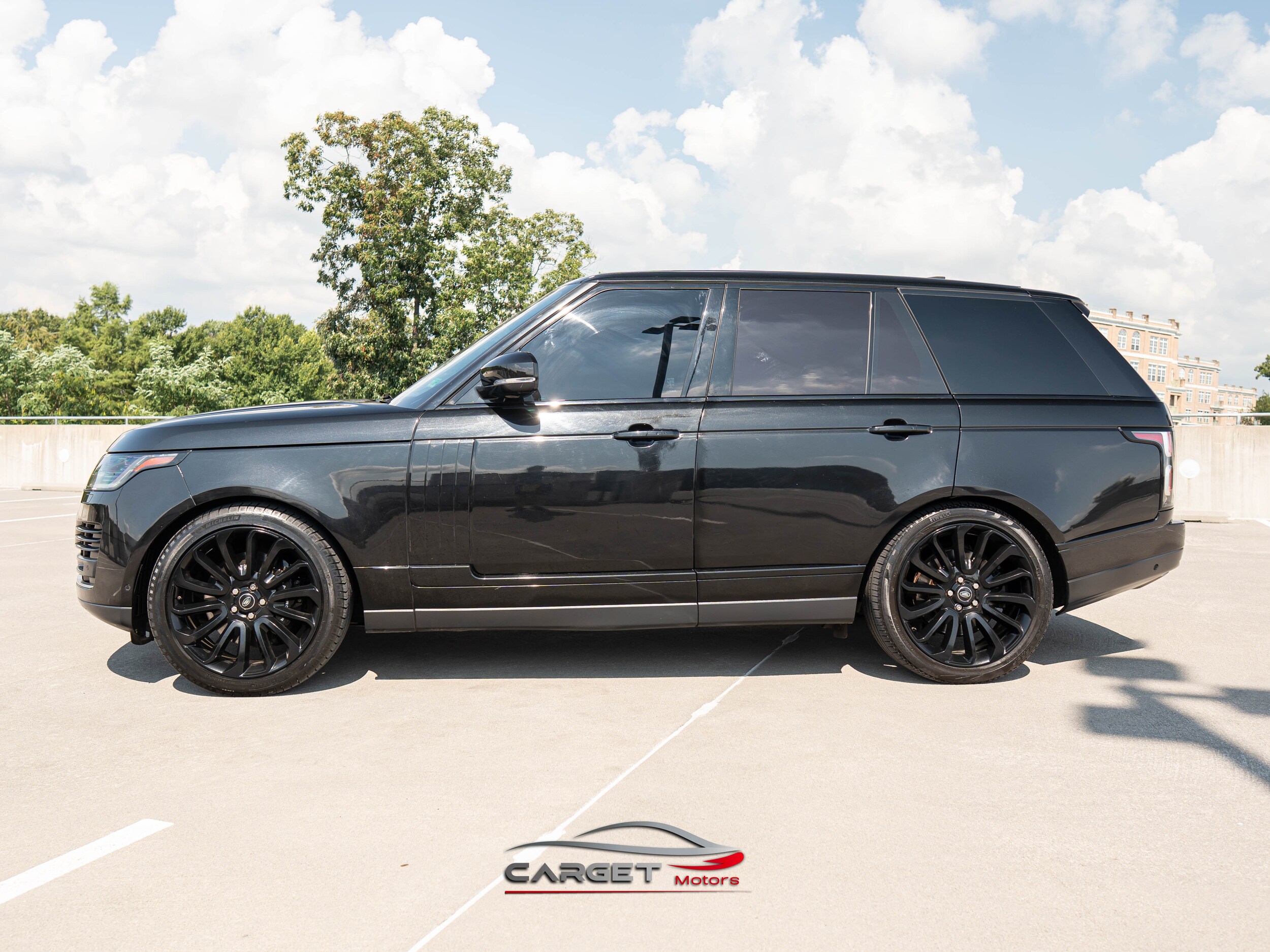 2020 Land Rover Range Rover P525 HSE photo 3