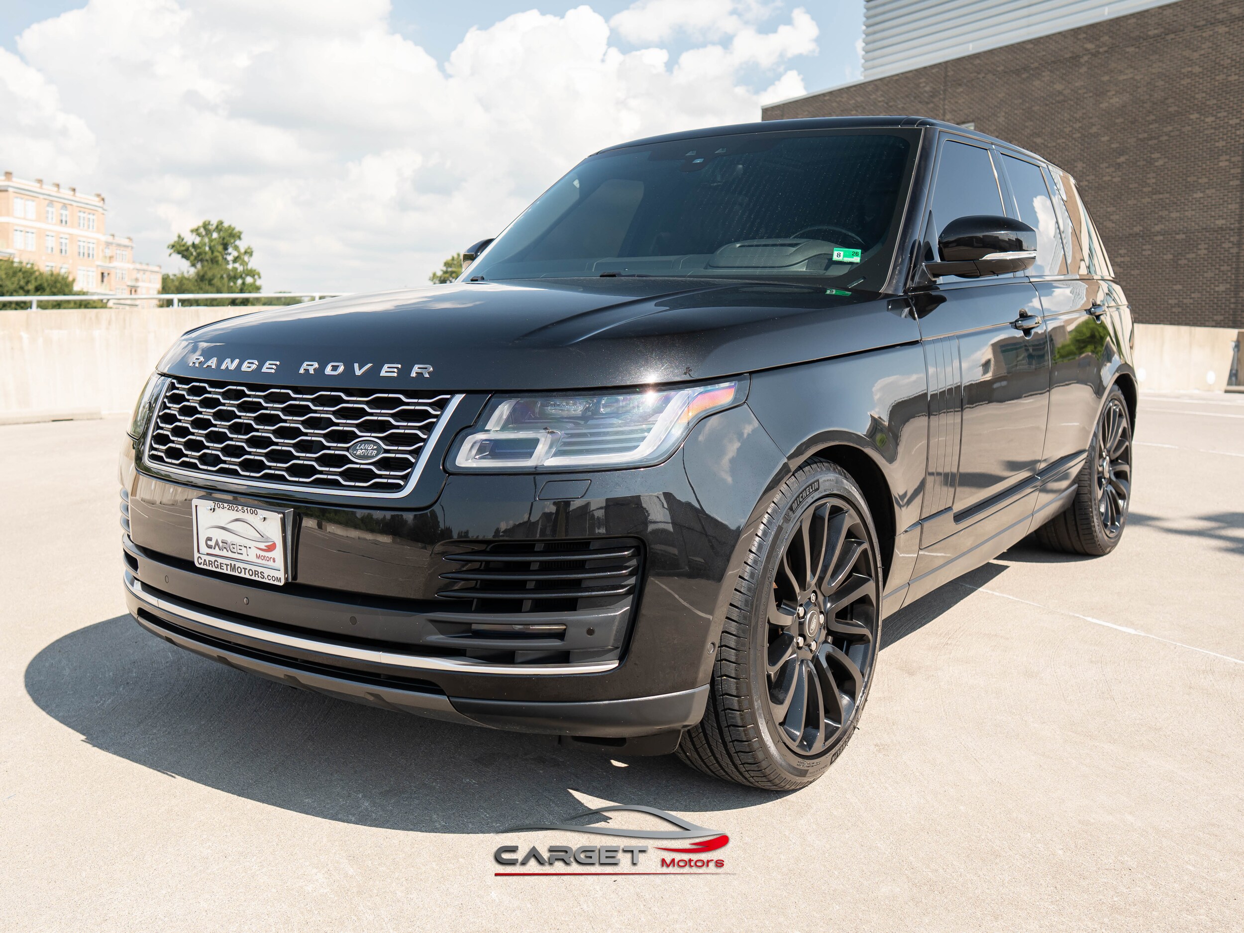2020 Land Rover Range Rover P525 HSE photo 2
