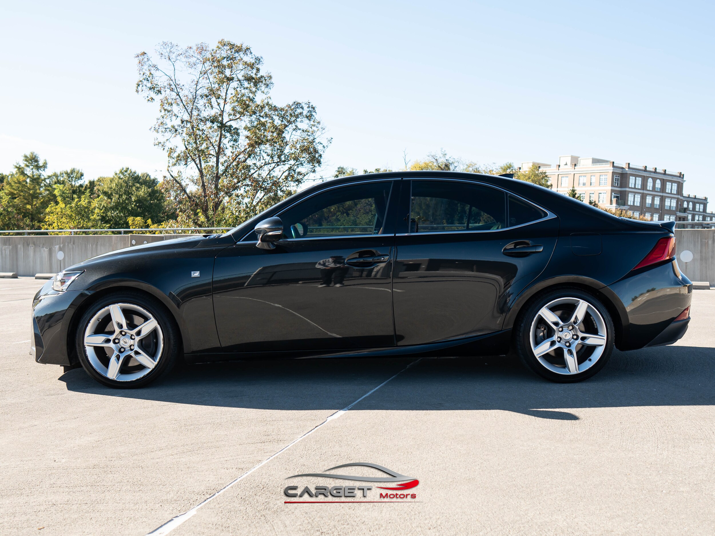 2018 Lexus IS 300 photo 4