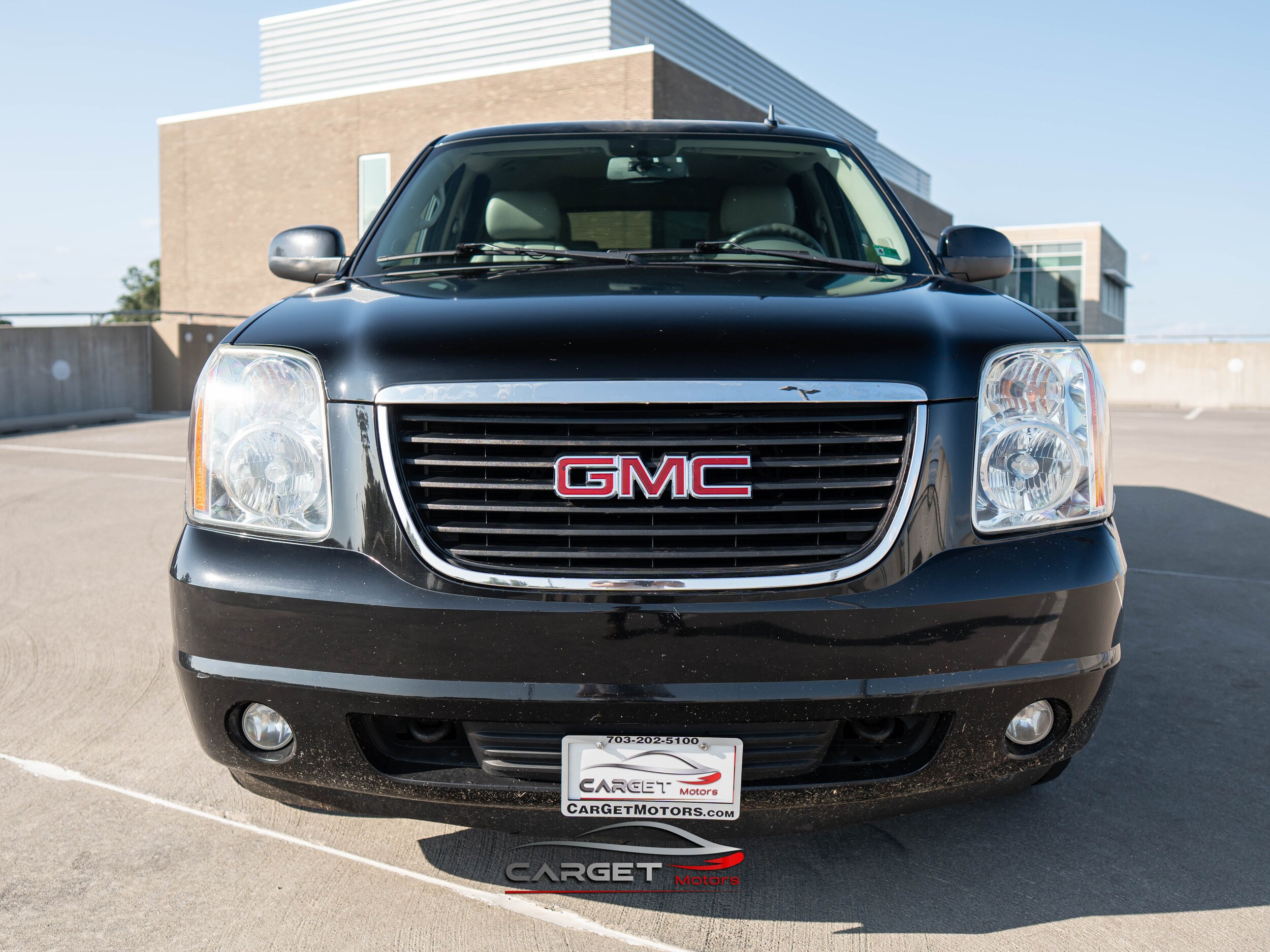 2014 Gmc Yukon SLT photo 2