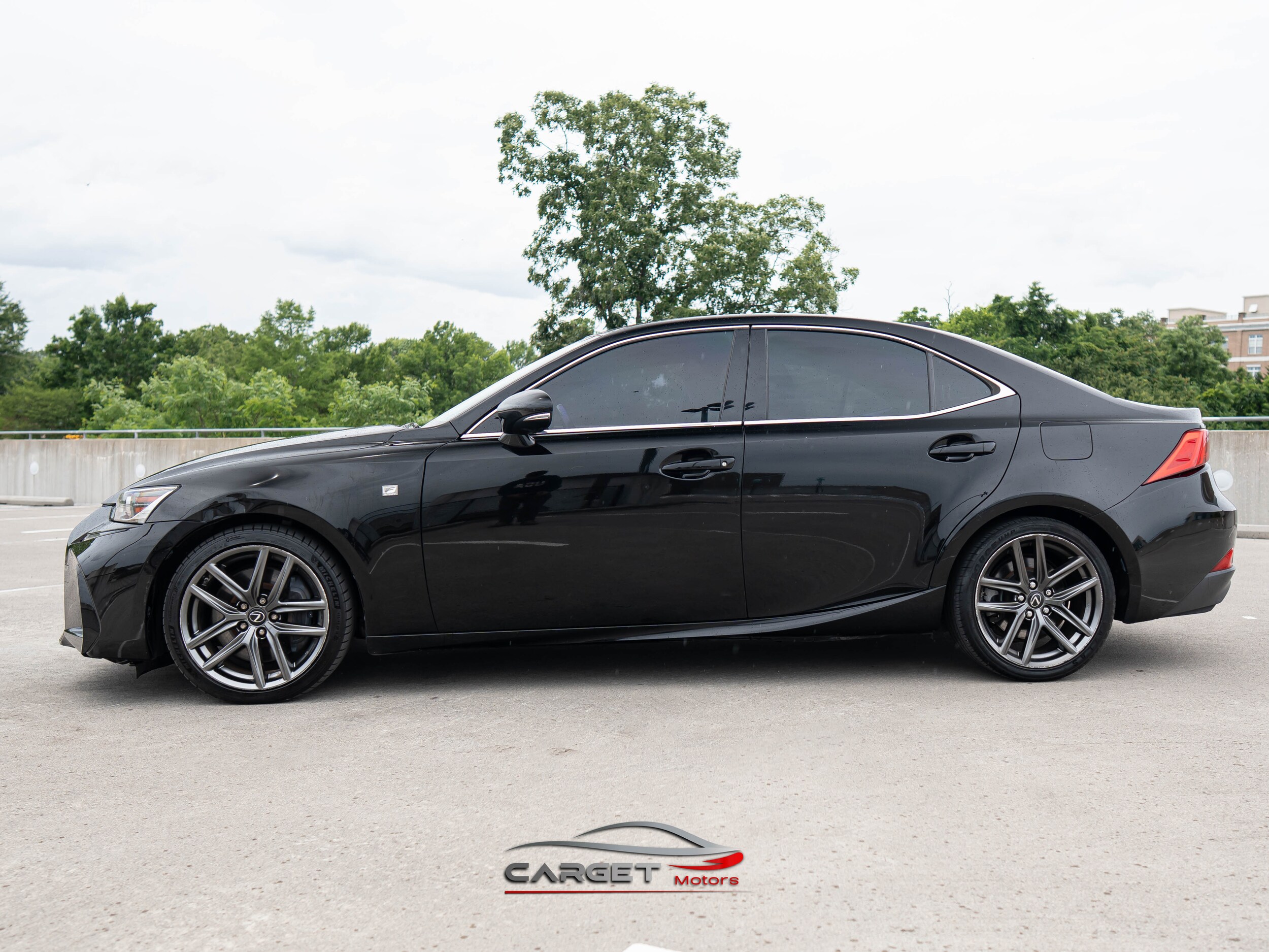 2018 Lexus IS 300 photo 4