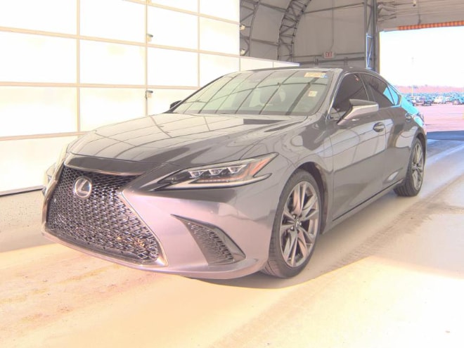 2019 Lexus ES F SPORT's photo