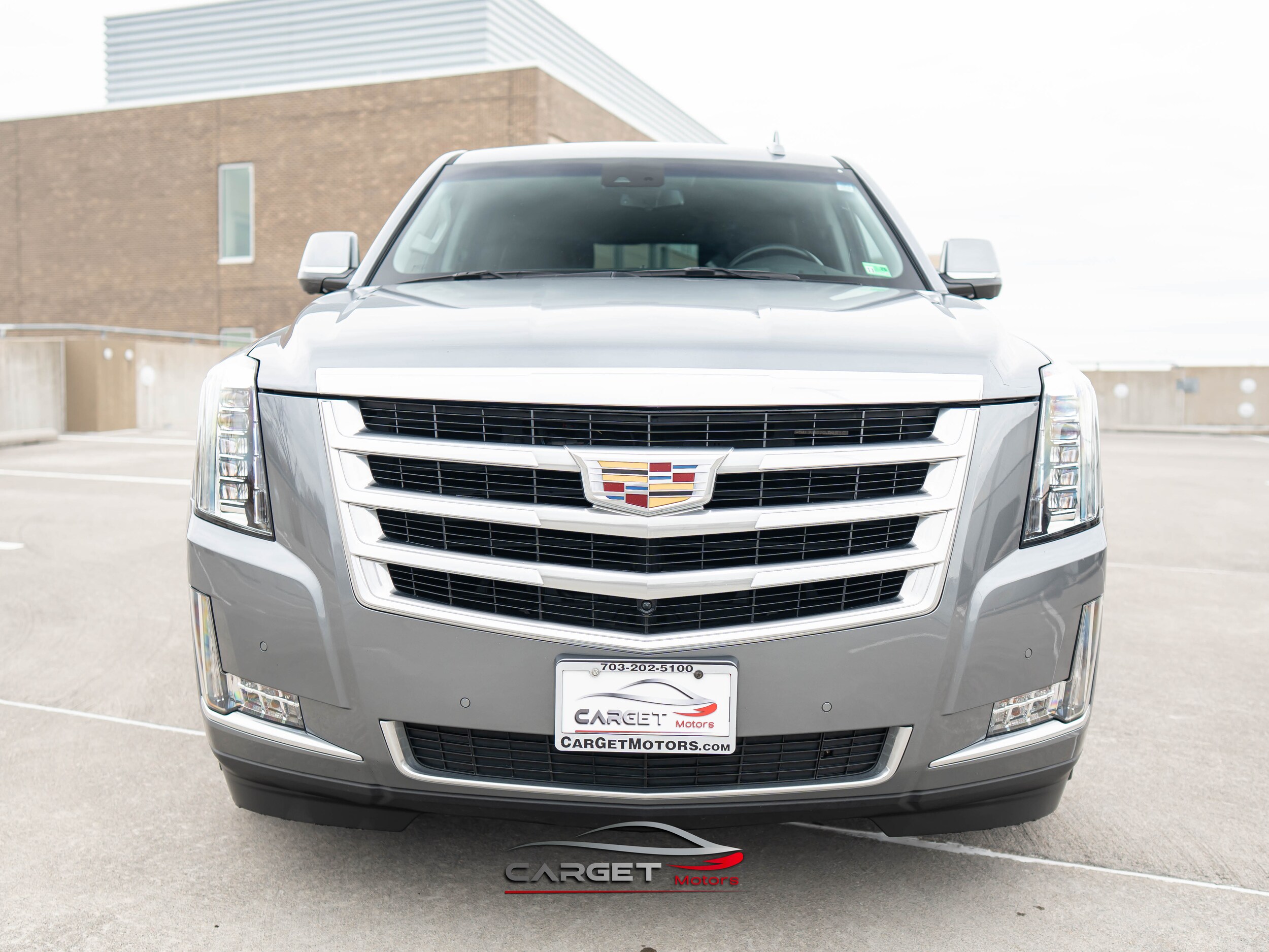 2019 Cadillac Escalade ESV Luxury photo 2