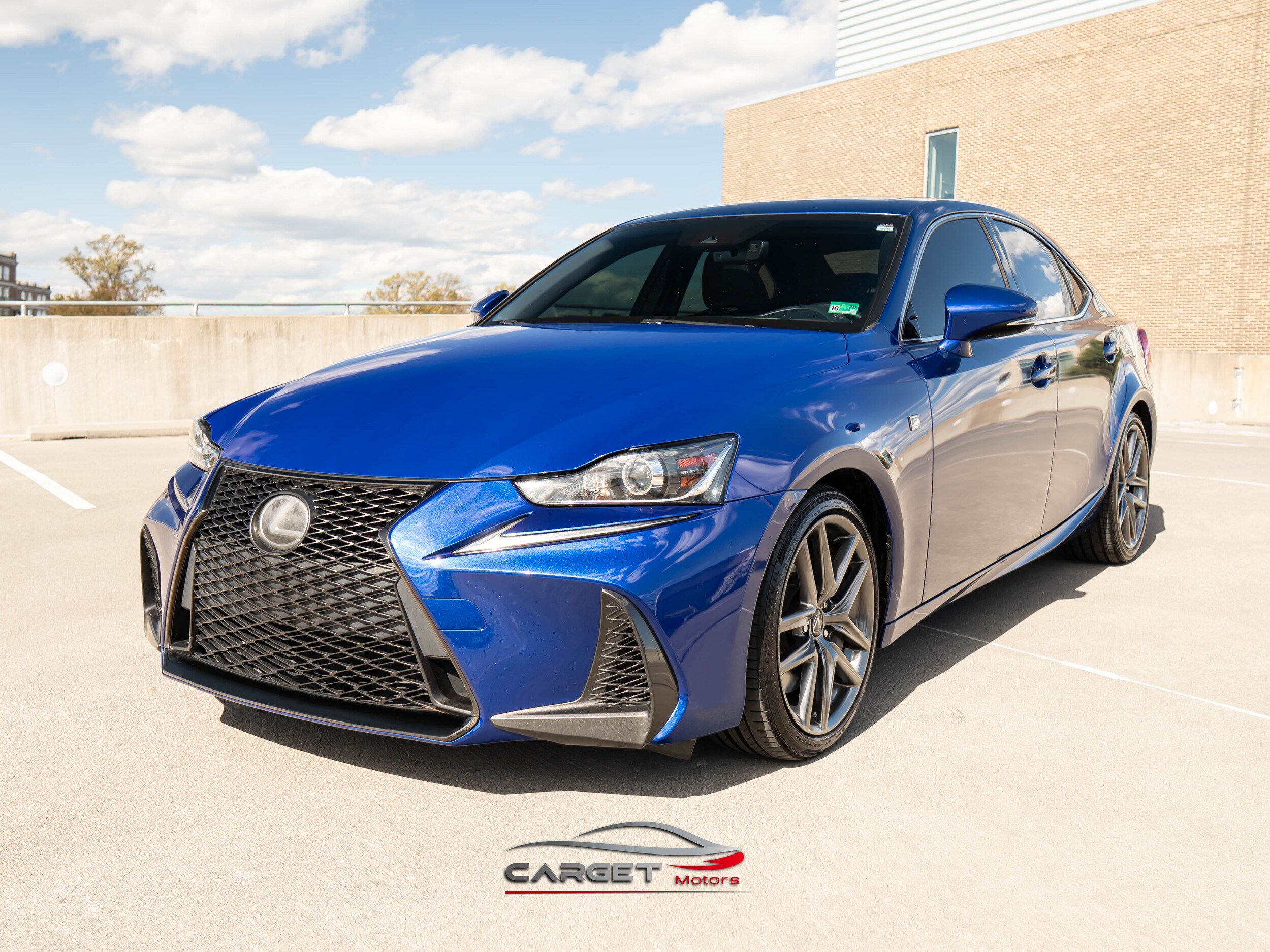 2018 Lexus IS 300 photo 3