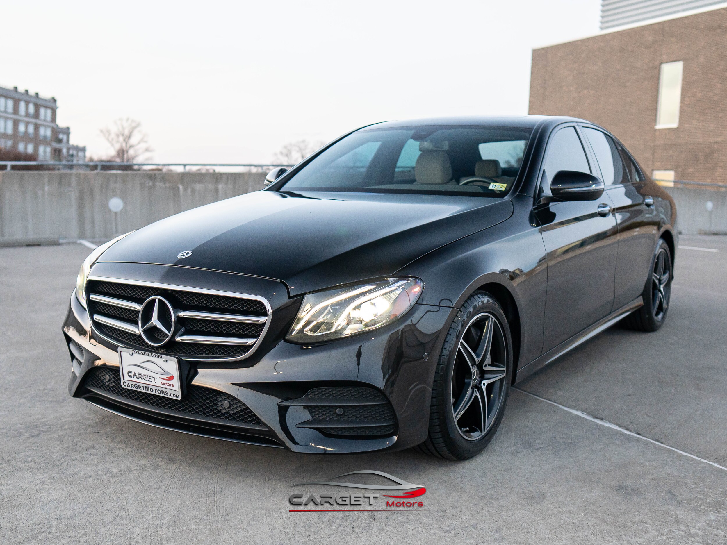 2018 Mercedes Benz E 300 photo 3