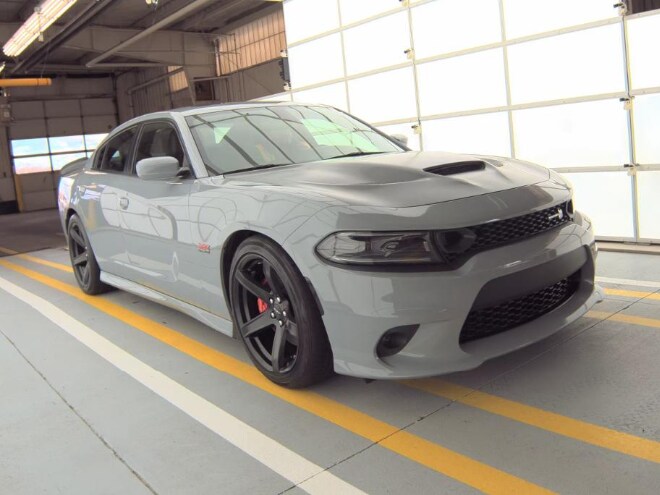 2022 Dodge Charger Scat Pack photo 2