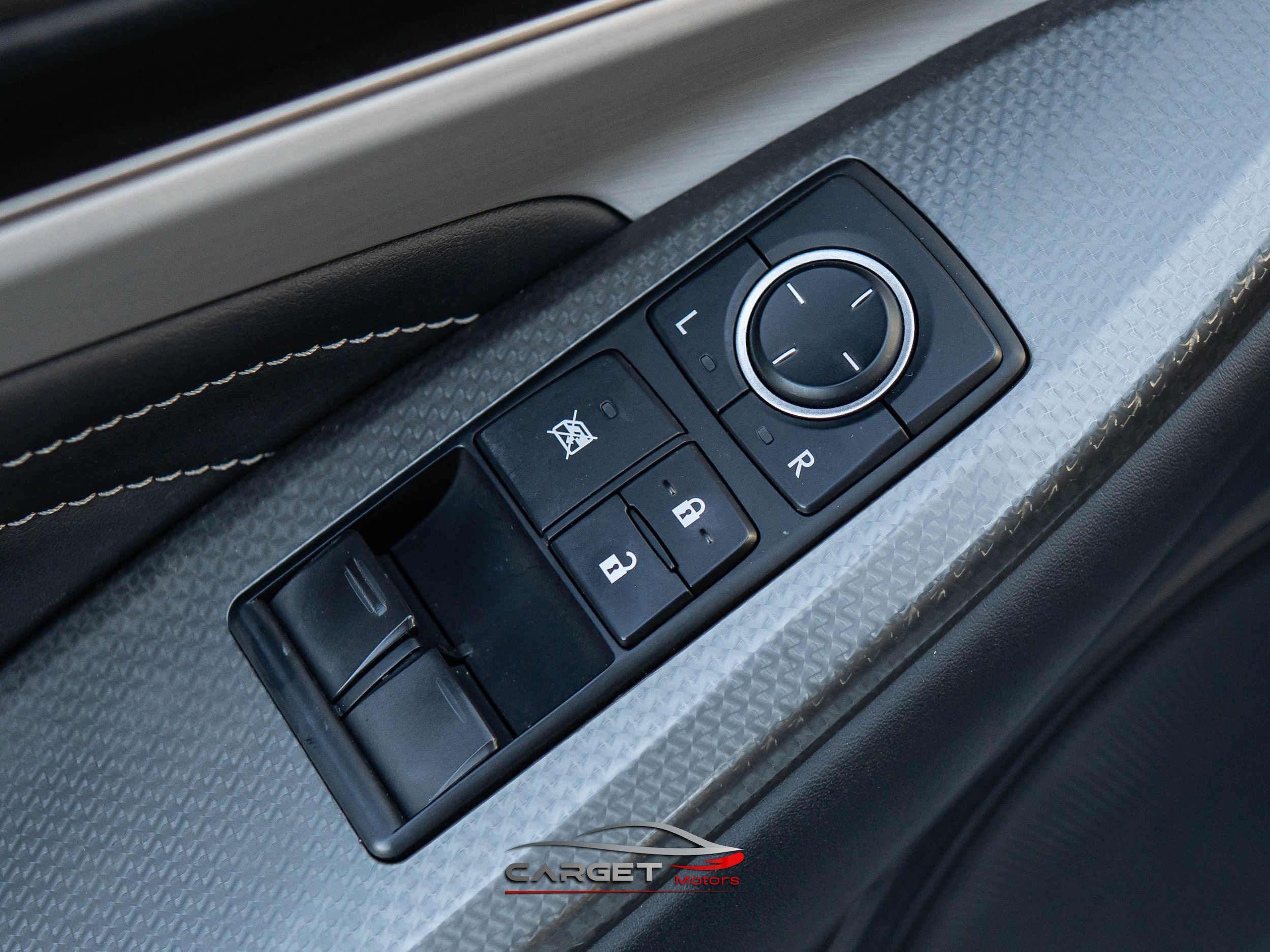 2018 Lexus RC 300 - Photo 37