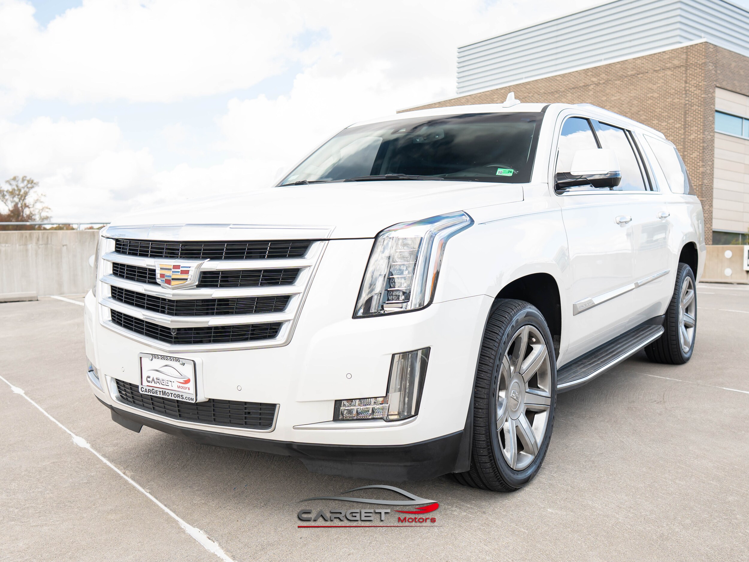 2016 Cadillac Escalade ESV Luxury photo 2