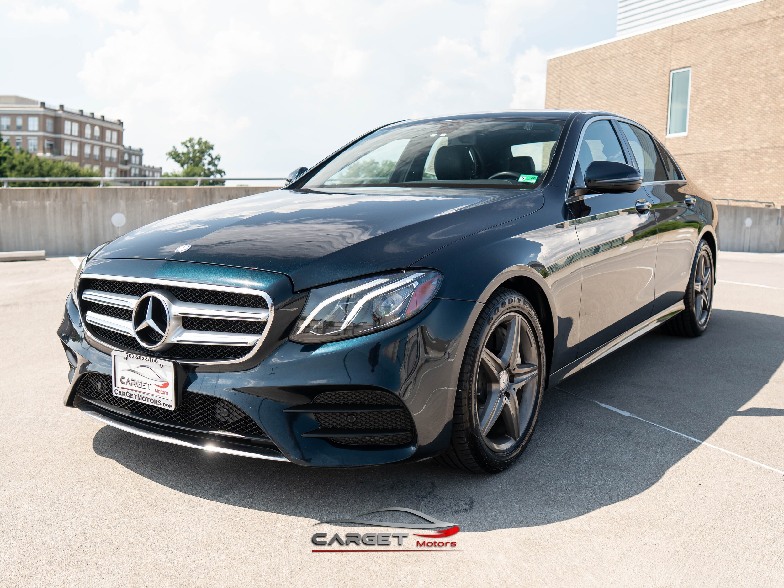 2017 Mercedes Benz E 300 4MATIC photo 3