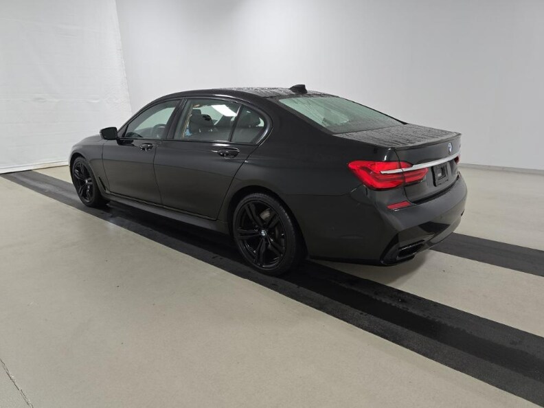 2016 Bmw 750i 7-series photo 4