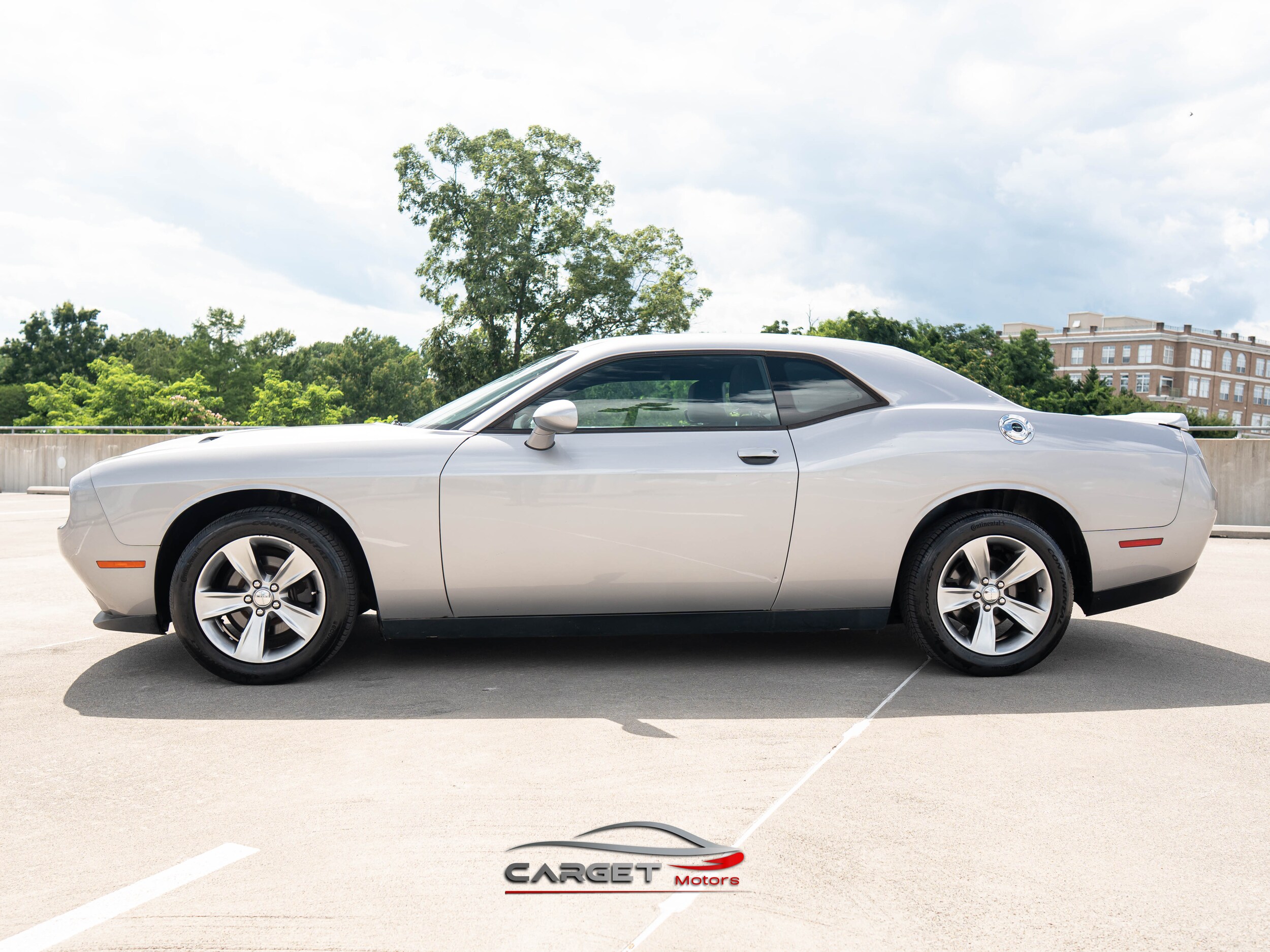 2018 Dodge Challenger SXT photo 4
