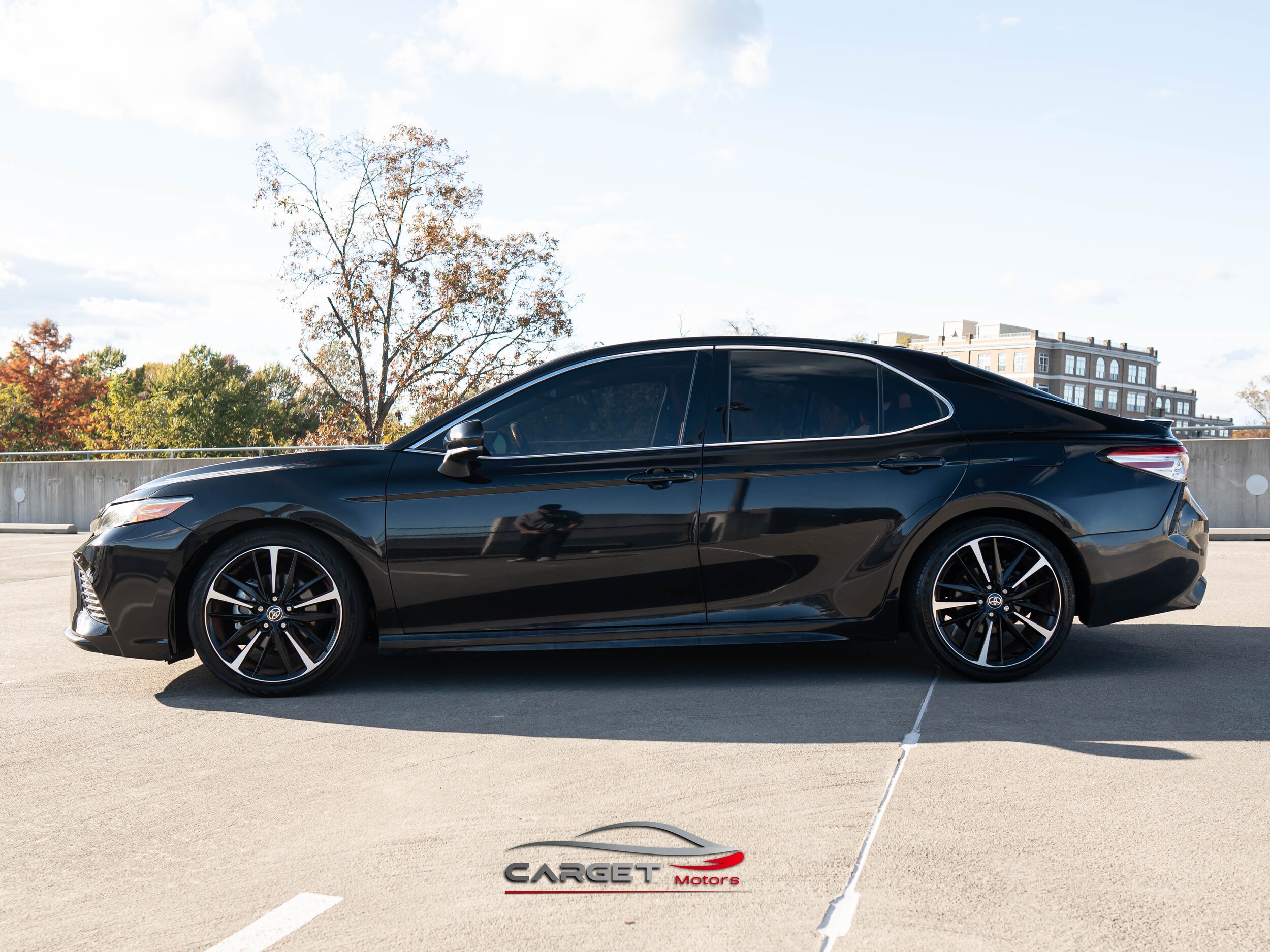 2020 Toyota Camry XSE photo 3