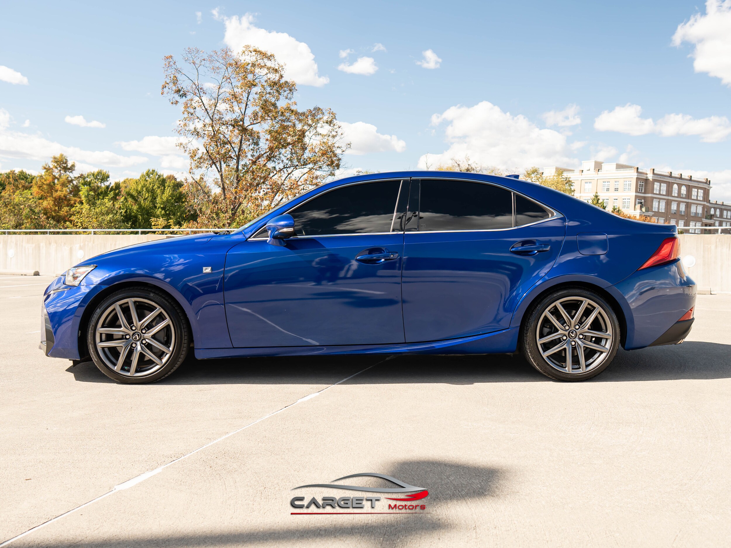 2018 Lexus IS 300 photo 4