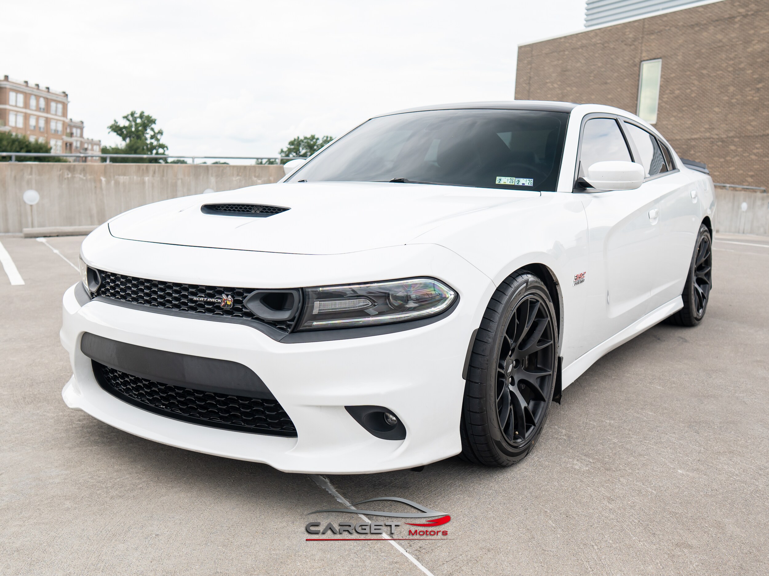 2019 Dodge Charger Scat Pack photo 2