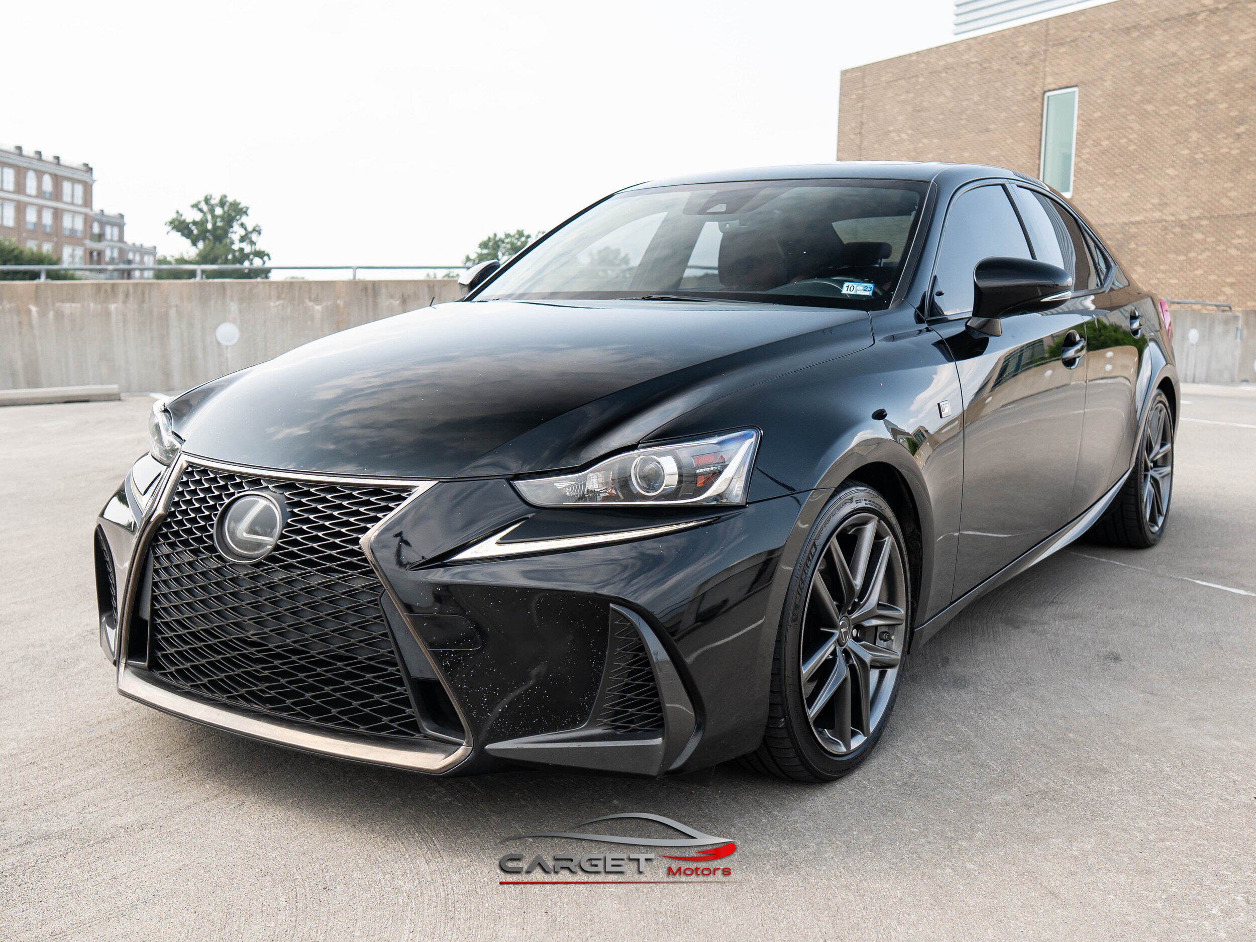 2018 Lexus IS 300 F SPORT photo 3