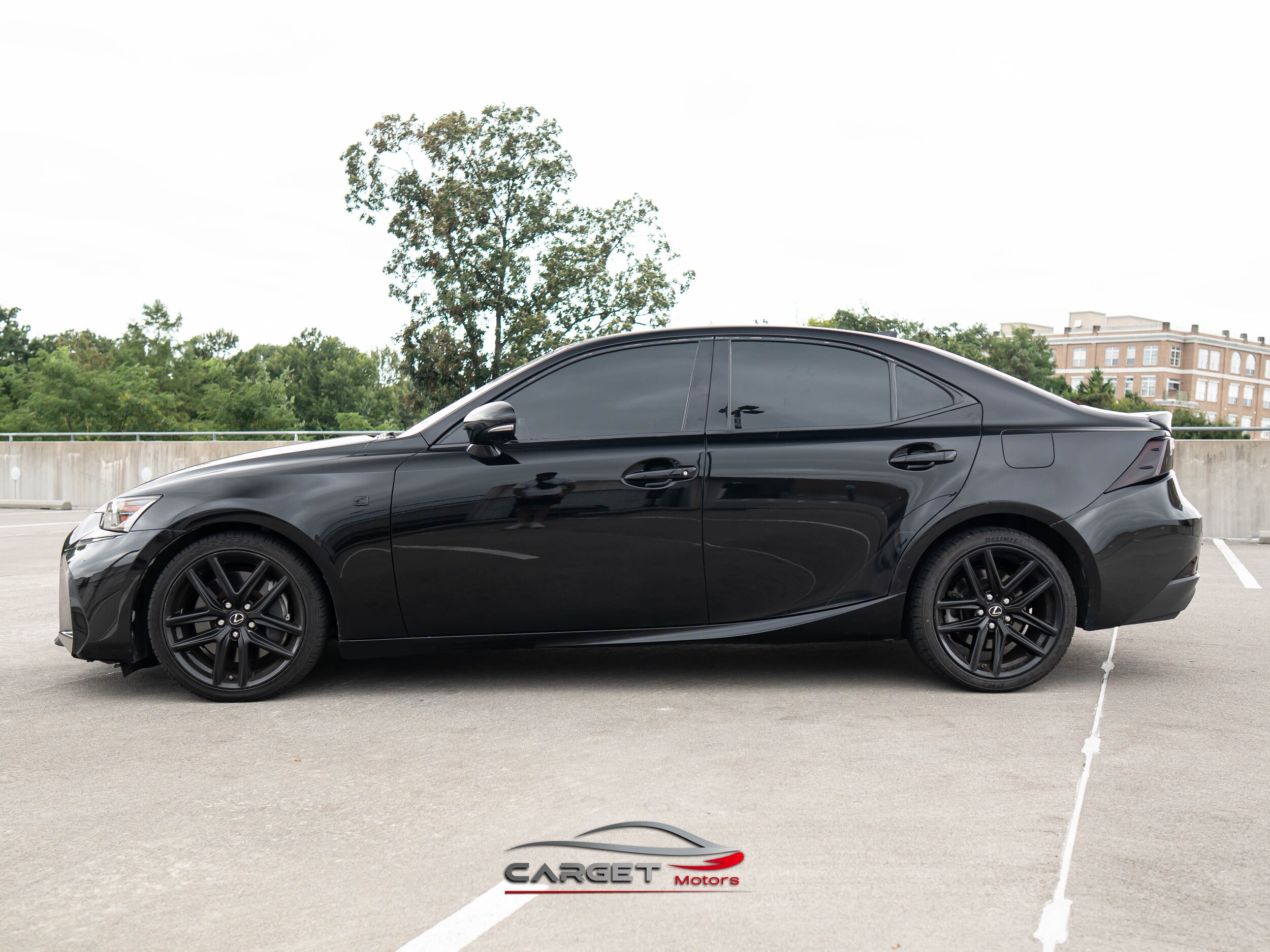 2018 Lexus IS 300 photo 2